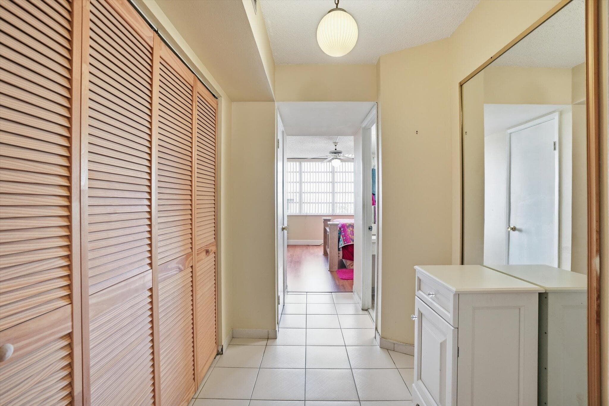1750 NE 191st Street 811, North Miami Beach, FL 33179 — photo 17 of 31