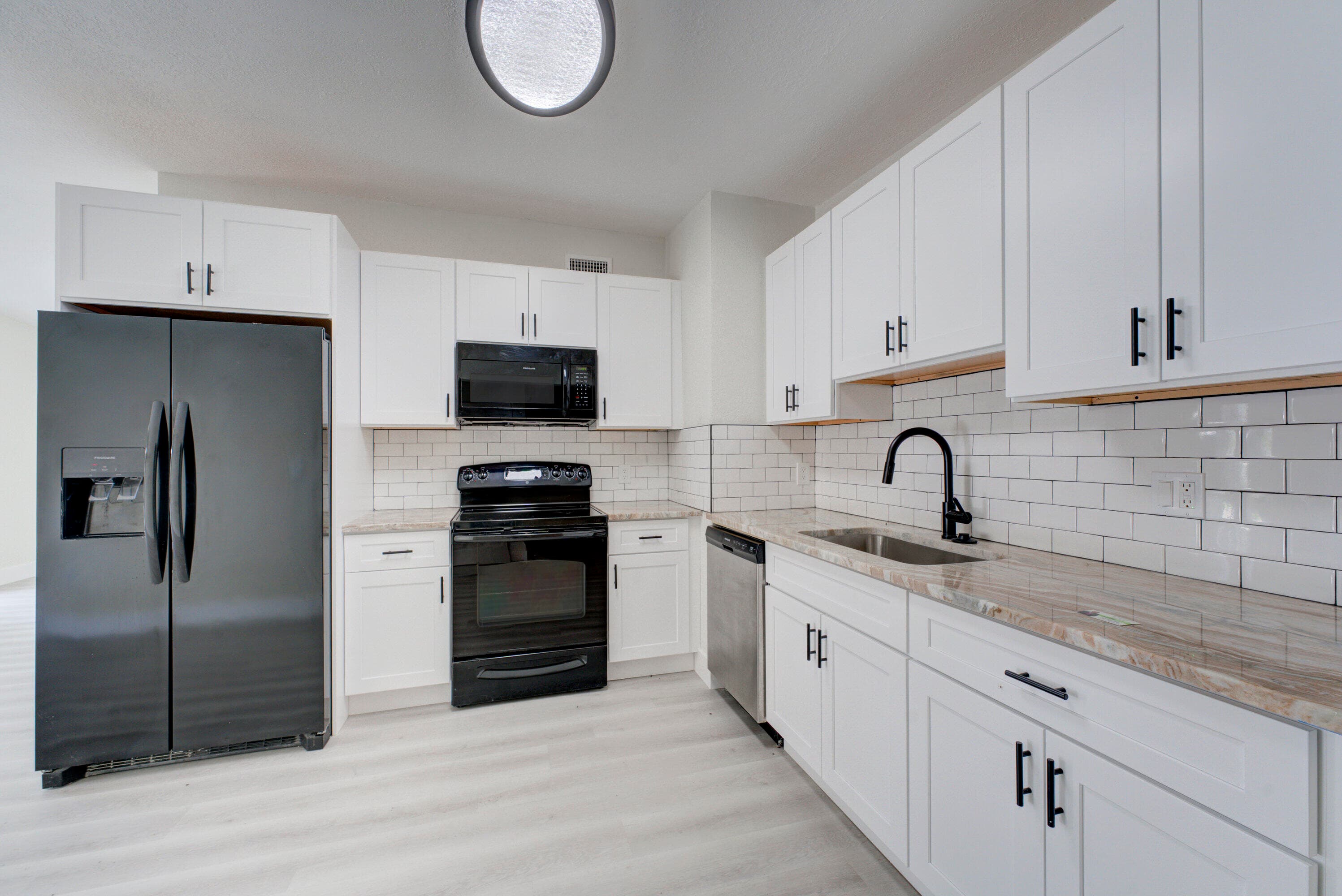 840 Bradley Street, West Palm Beach, FL 33405 — photo 15 of 35