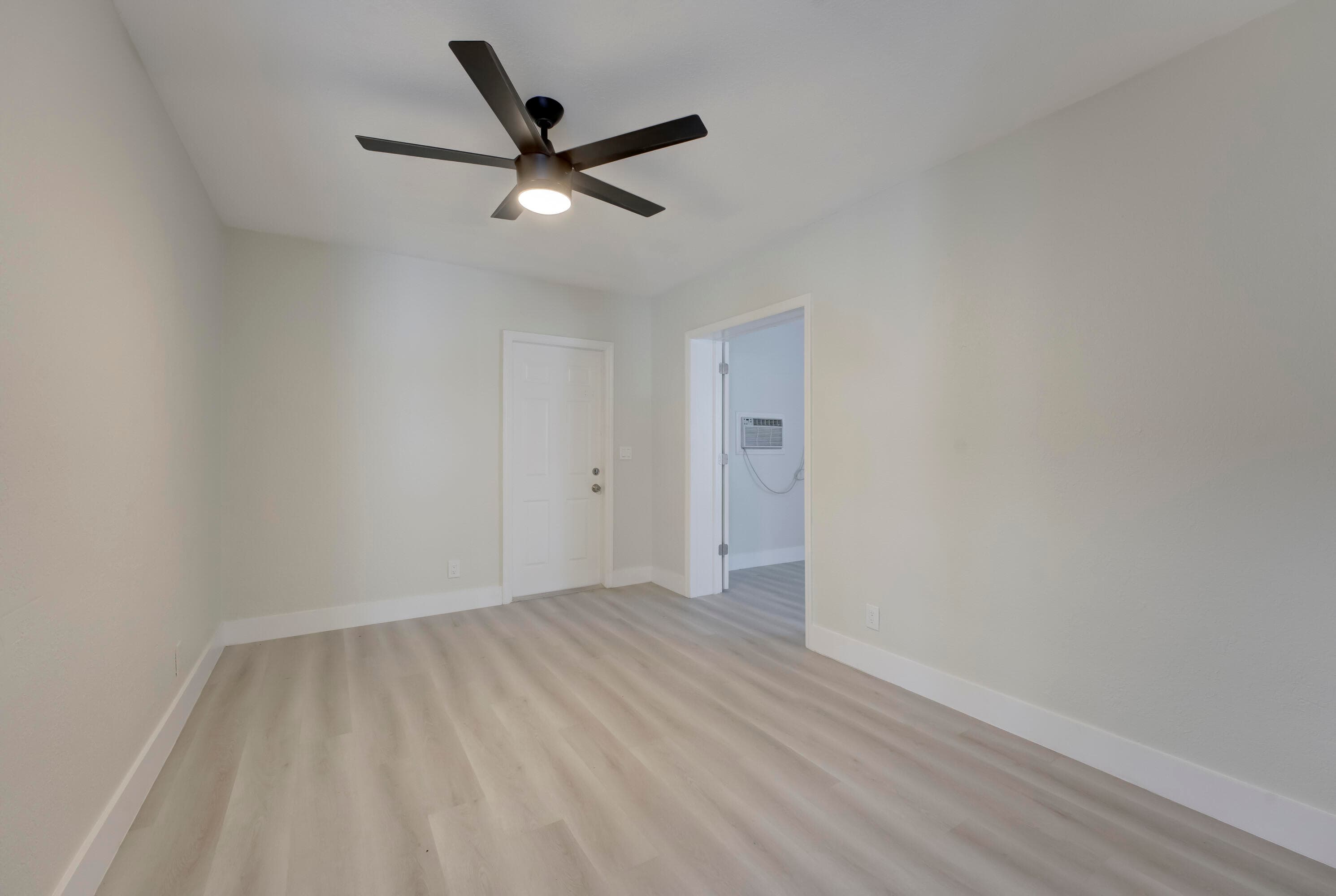 840 Bradley Street, West Palm Beach, FL 33405 — photo 23 of 35