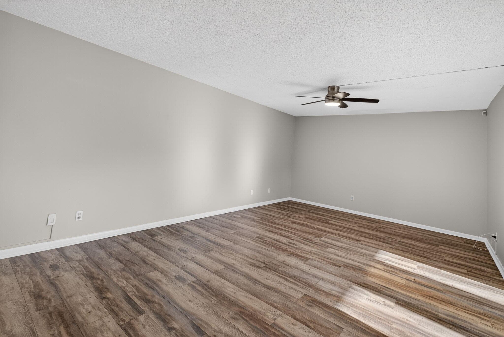 5612 SE Riverboat Drive 104, Stuart, FL 34997 — photo 11 of 37