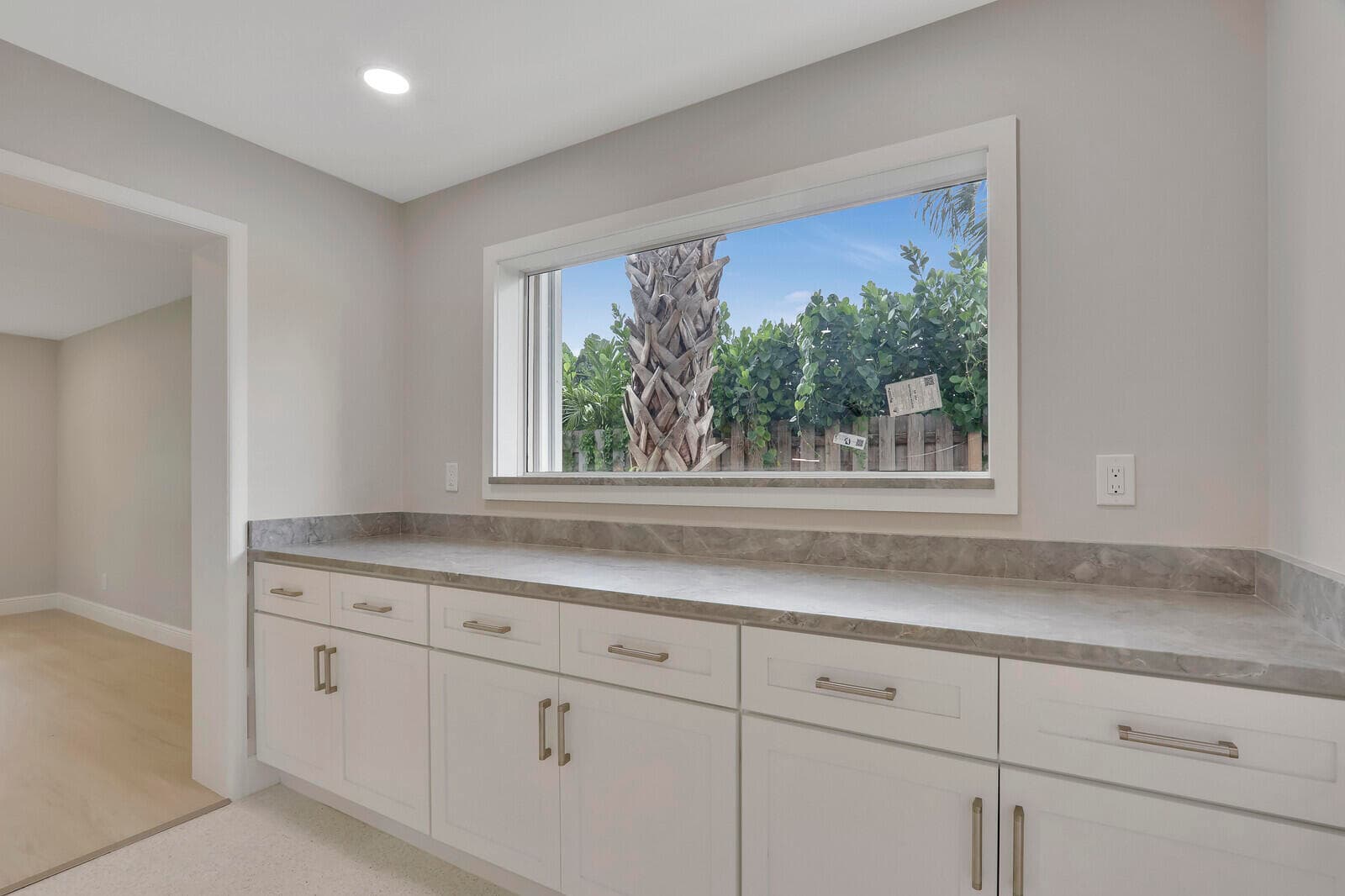 732 Pelican Way, North Palm Beach, FL 33408 — photo 16 of 36