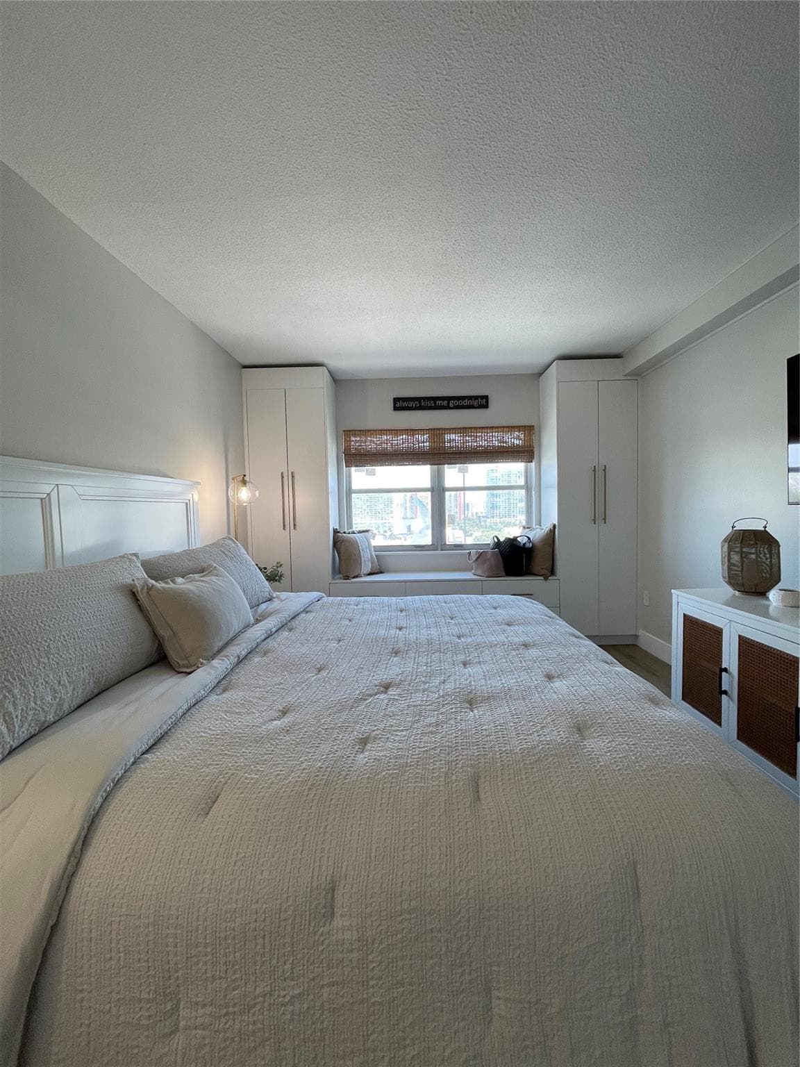 400 Kings Point Drive 1027, Sunny Isles Beach, FL 33160 — photo 30 of 51