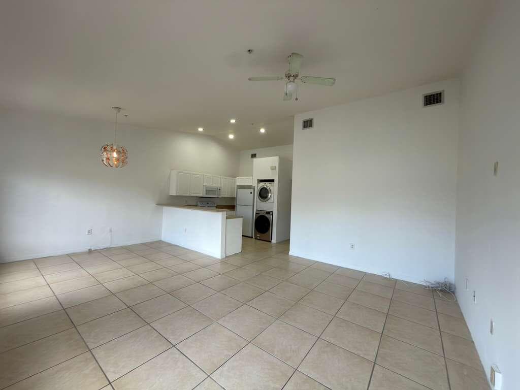 3842 SW 48th Avenue, Hollywood, FL 33023 — photo 3 of 25