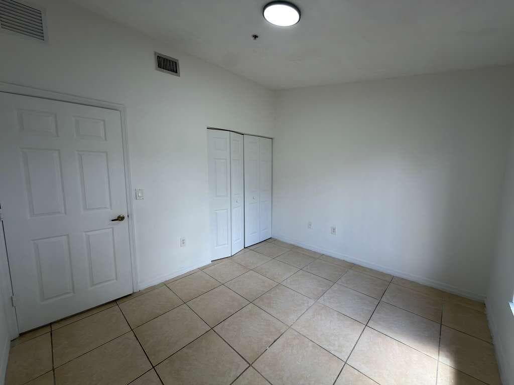 3842 SW 48th Avenue, Hollywood, FL 33023 — photo 17 of 25