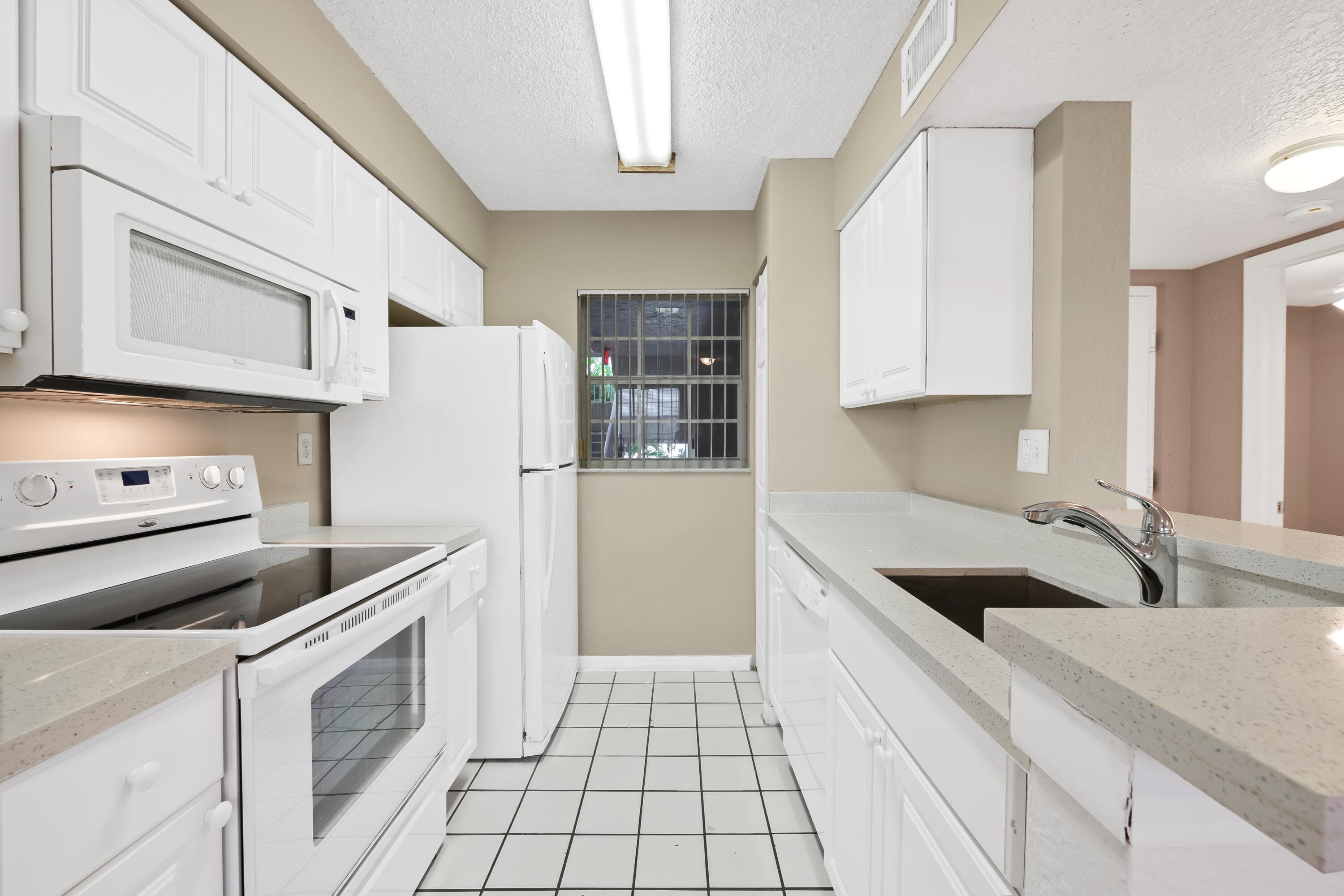 2861 N Oakland Forest Drive 202, Oakland Park, FL 33309 — photo 2 of 27