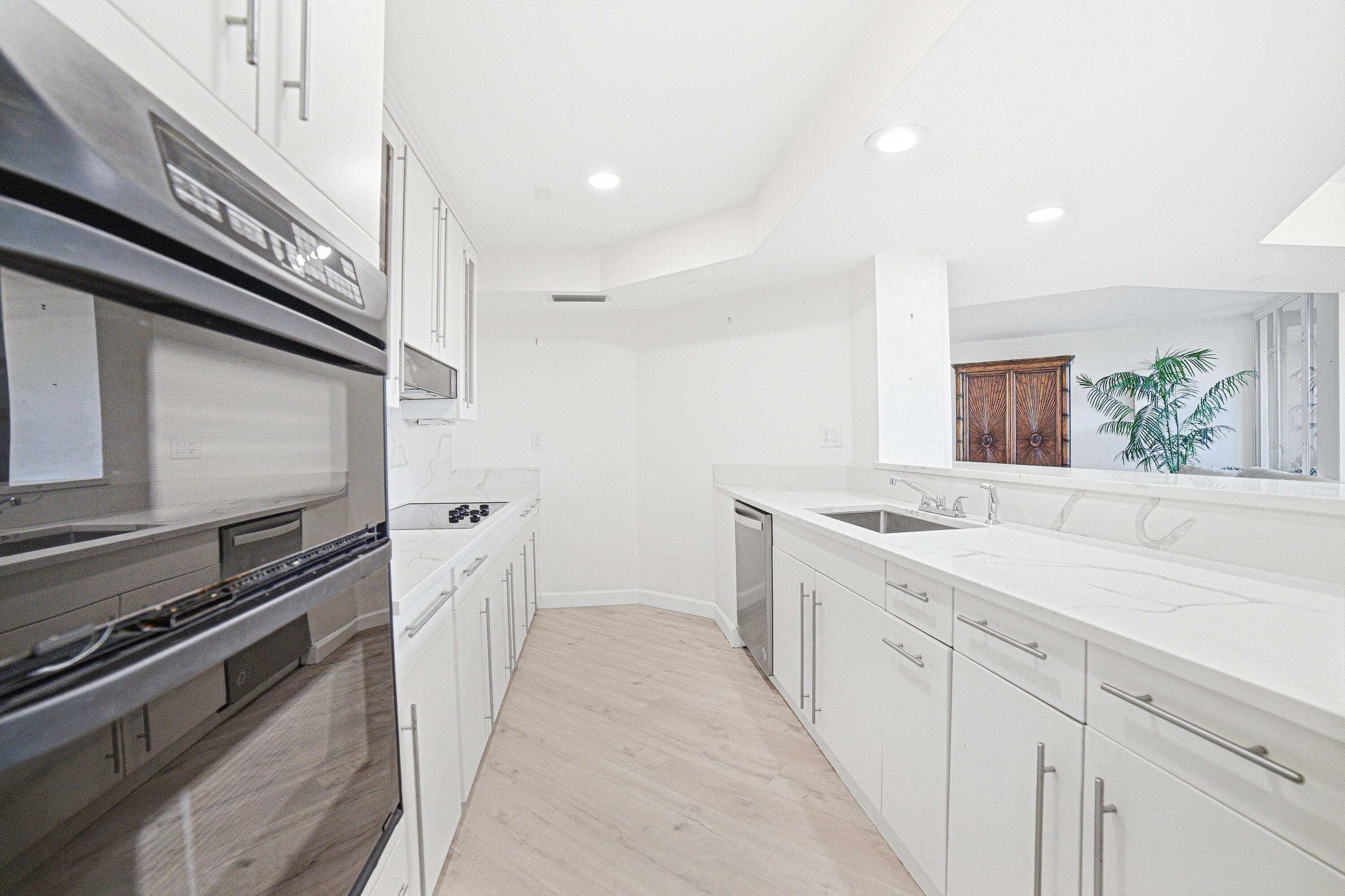 100 SE 5th Avenue, Boca Raton, FL 33432 — photo 18 of 51