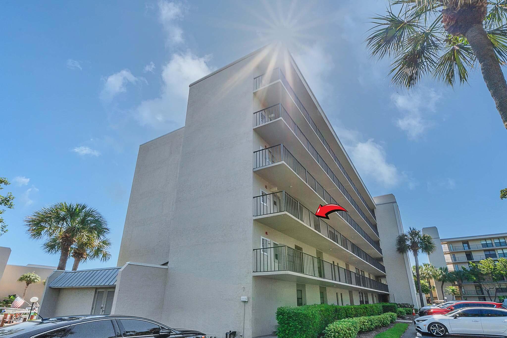 17 Royal Palm Way 3010, Boca Raton, FL 33432 — photo 2 of 57