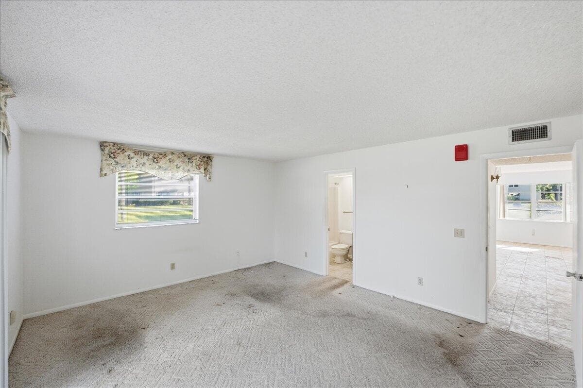 28 Lake Vista Trail 105, Port St. Lucie, FL 34952 — photo 11 of 26