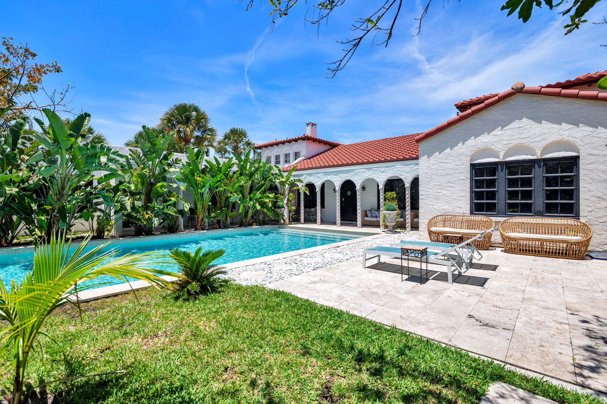 333 Murray Road, West Palm Beach, FL 33405 — photo 4 of 32