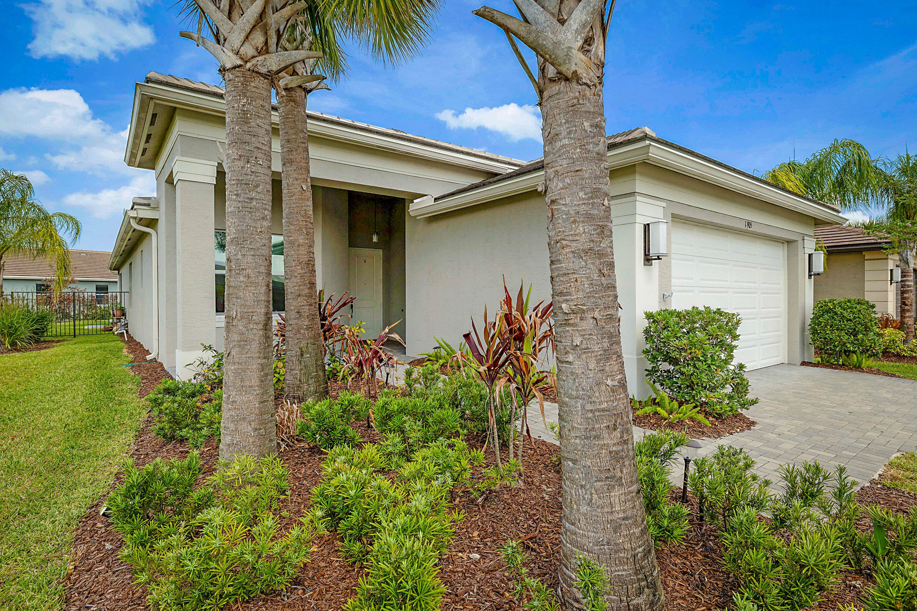 11905 SW Seaway Street, Port St. Lucie, FL 34987 — photo 3 of 58