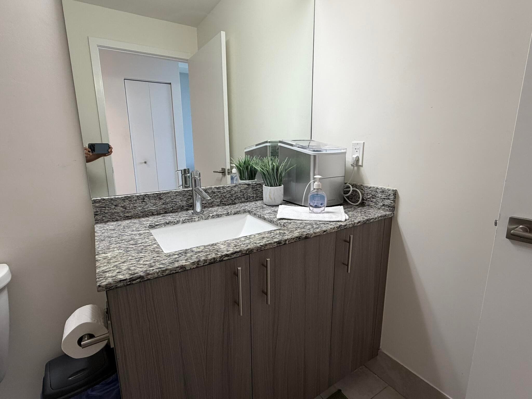 5350 NW 84th Avenue 609, Doral, FL 33166 — photo 23 of 101