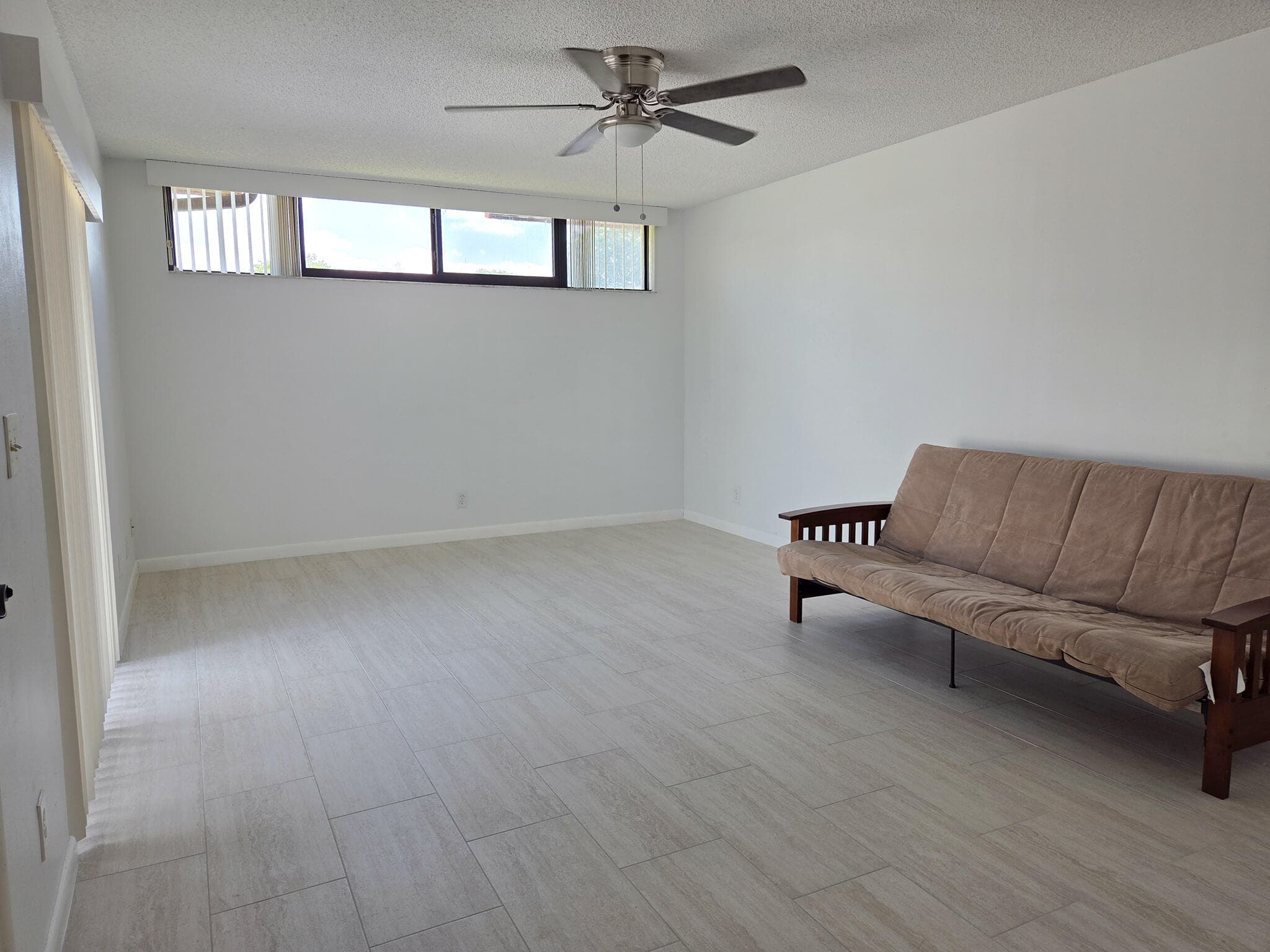 3888 Victoria Drive, West Palm Beach, FL 33406 — photo 9 of 28