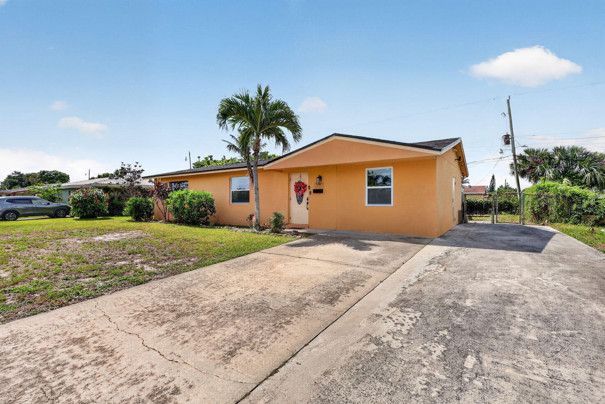 361 W 21st Street, Riviera Beach, FL 33404 — photo 5 of 46