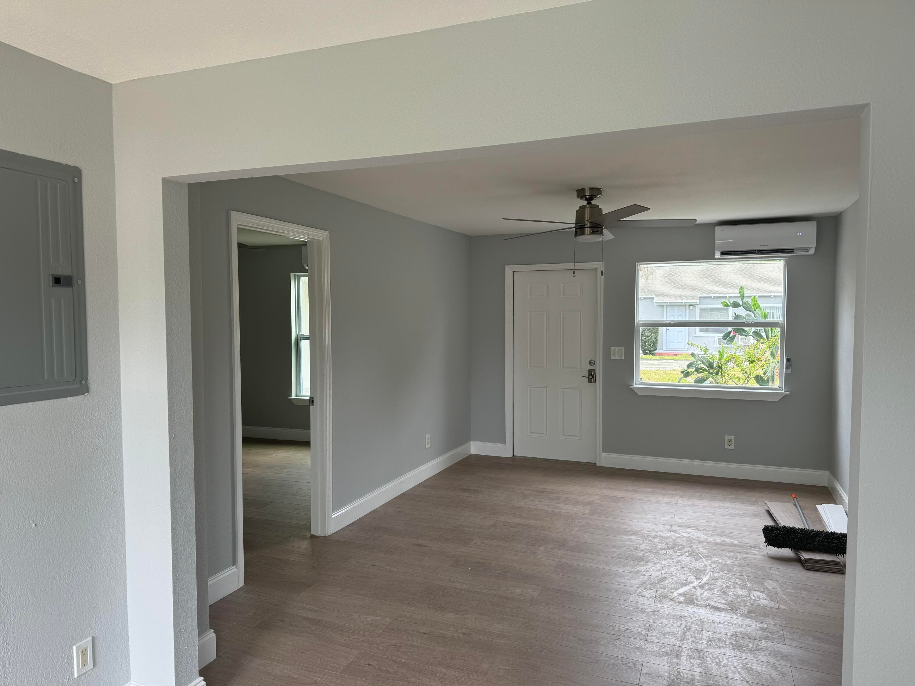 840 Almeria Road 1, West Palm Beach, FL 33405 — photo 1 of 6