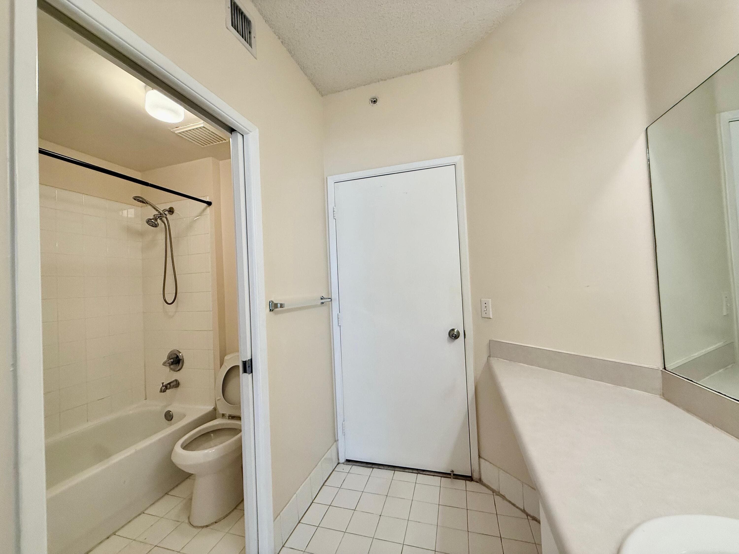 6928 SW 39th Street A107, Davie, FL 33314 — photo 4 of 12