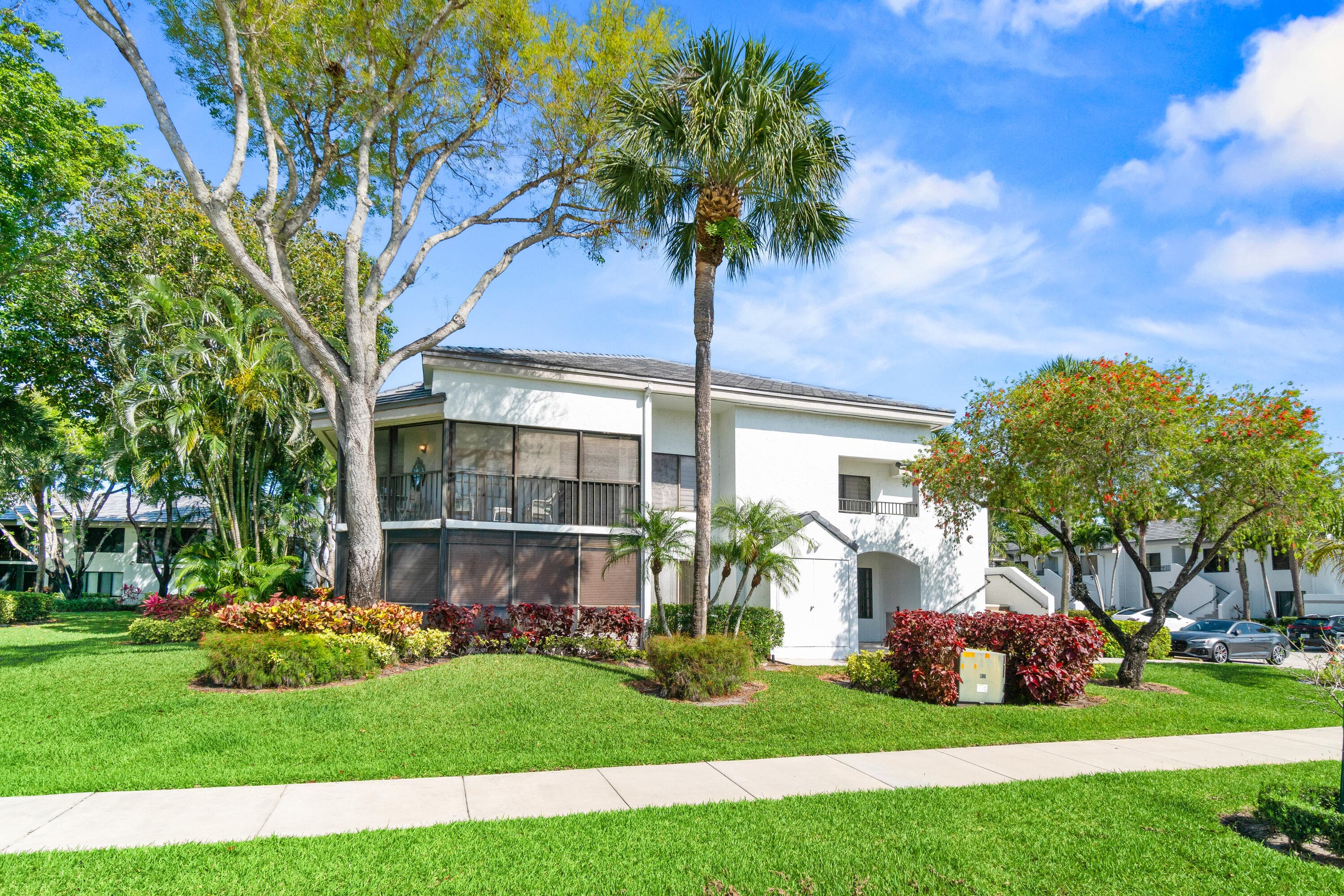 7533 Glendevon Lane 905, Delray Beach, FL 33446 — photo 3 of 33