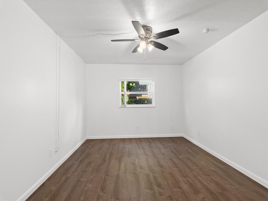 1166 6th Avenue C5, Vero Beach, FL 32960 — photo 19 of 35