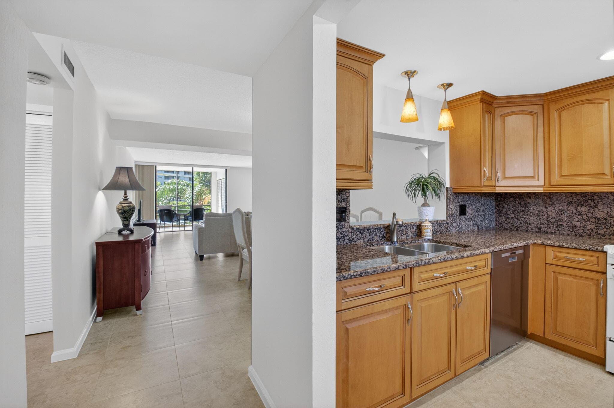 555 Banyan Tree Lane 307, Delray Beach, FL 33483 — photo 4 of 72