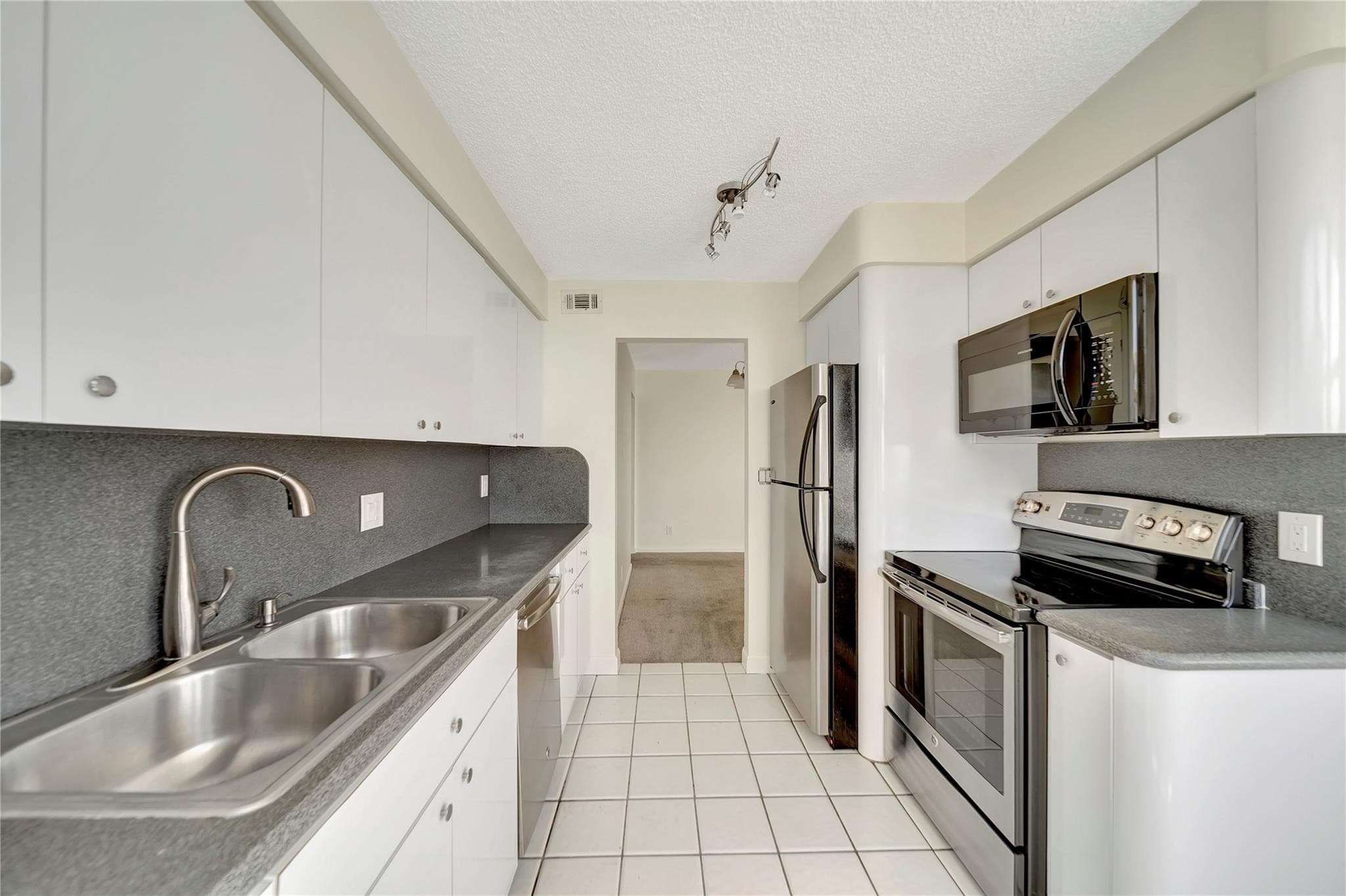 5200 N Ocean Boulevard 1107b, Lauderdale-By-The-Sea, FL 33308 — photo 44 of 62