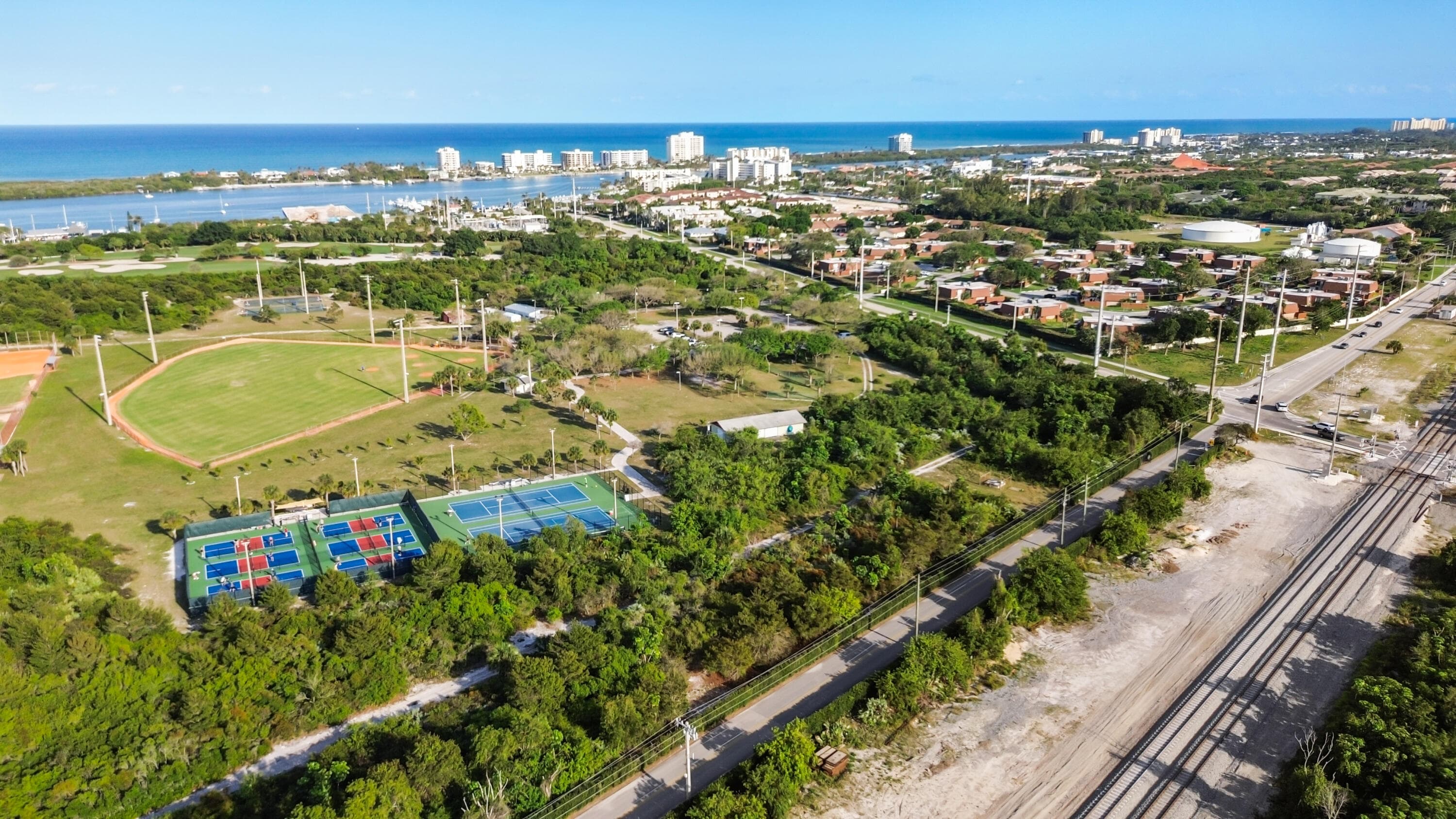 3900 SE County Line Road 12c, Tequesta, FL 33469 — photo 30 of 32