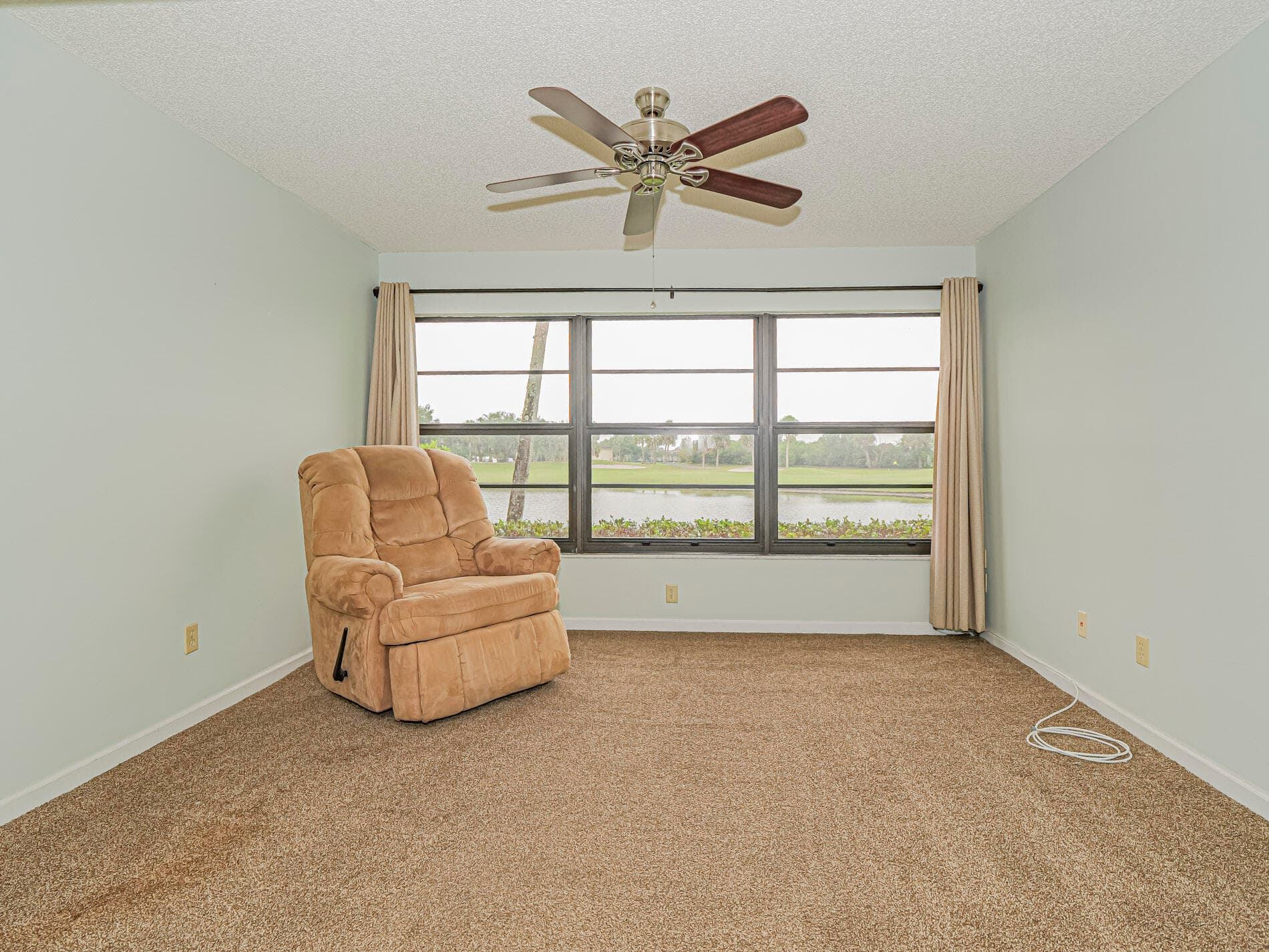 23 Plantation Drive 102, Vero Beach, FL 32966 — photo 8 of 36