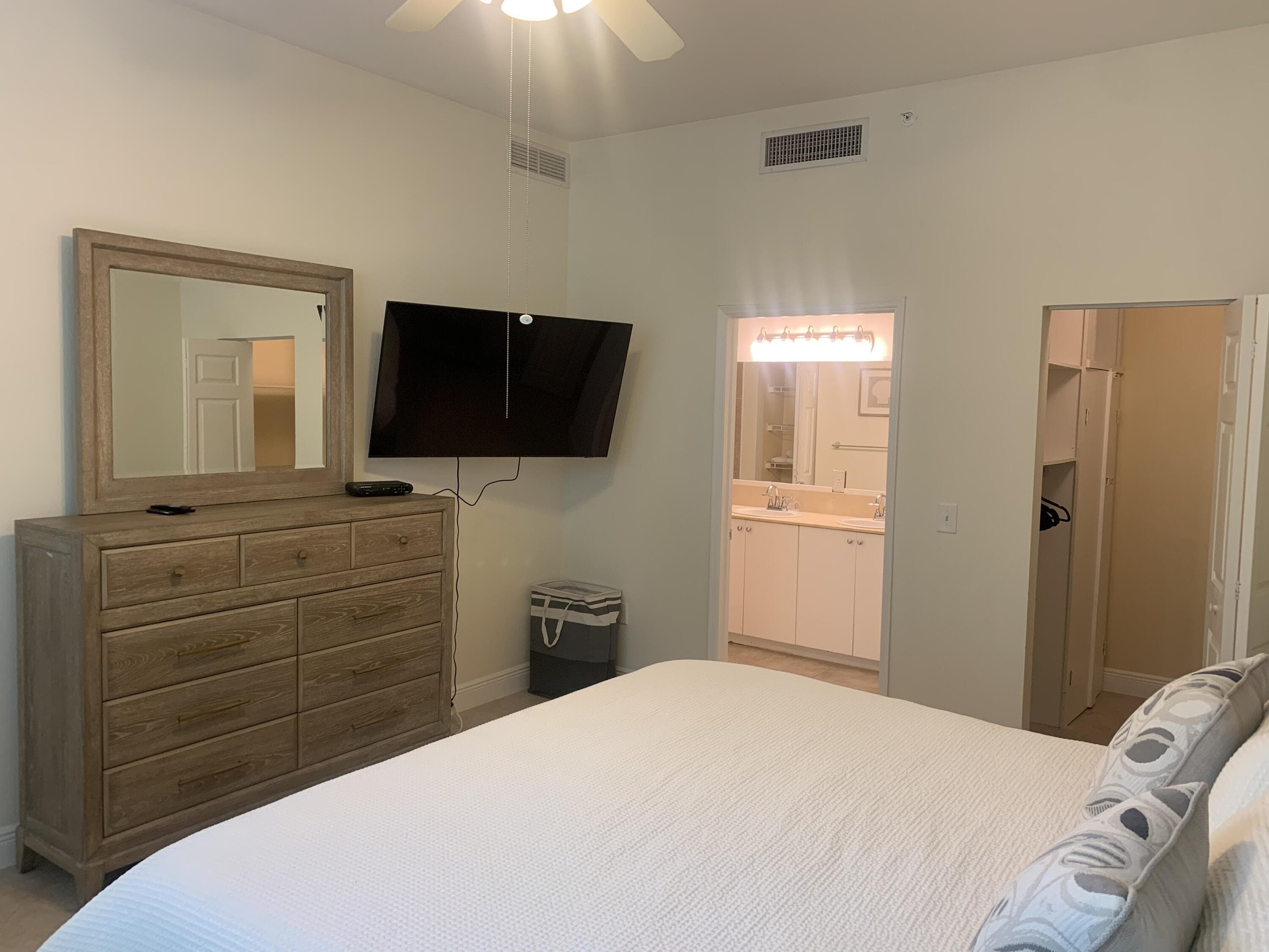 806 E Windward Way 111, Lantana, FL 33462 — photo 25 of 31