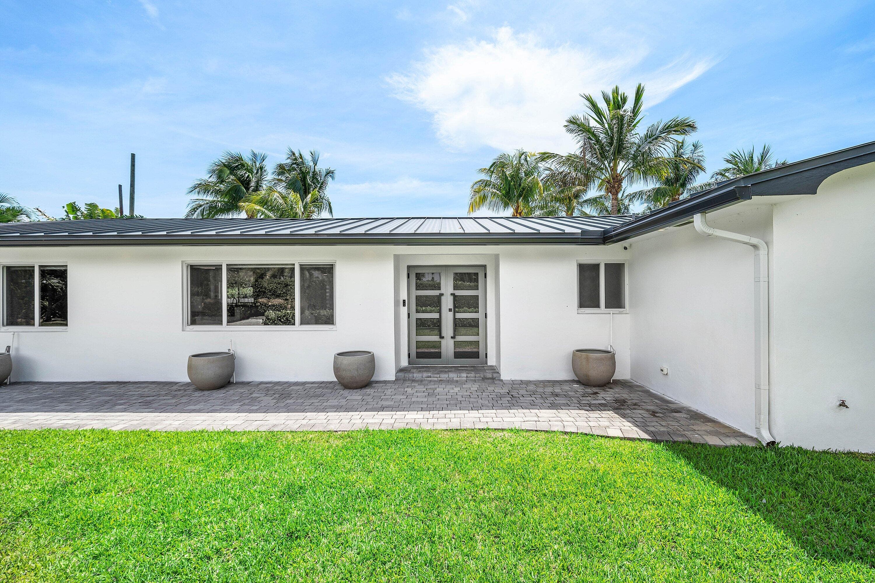 2866 SW 8th Street, Boynton Beach, FL 33435 — photo 3 of 39