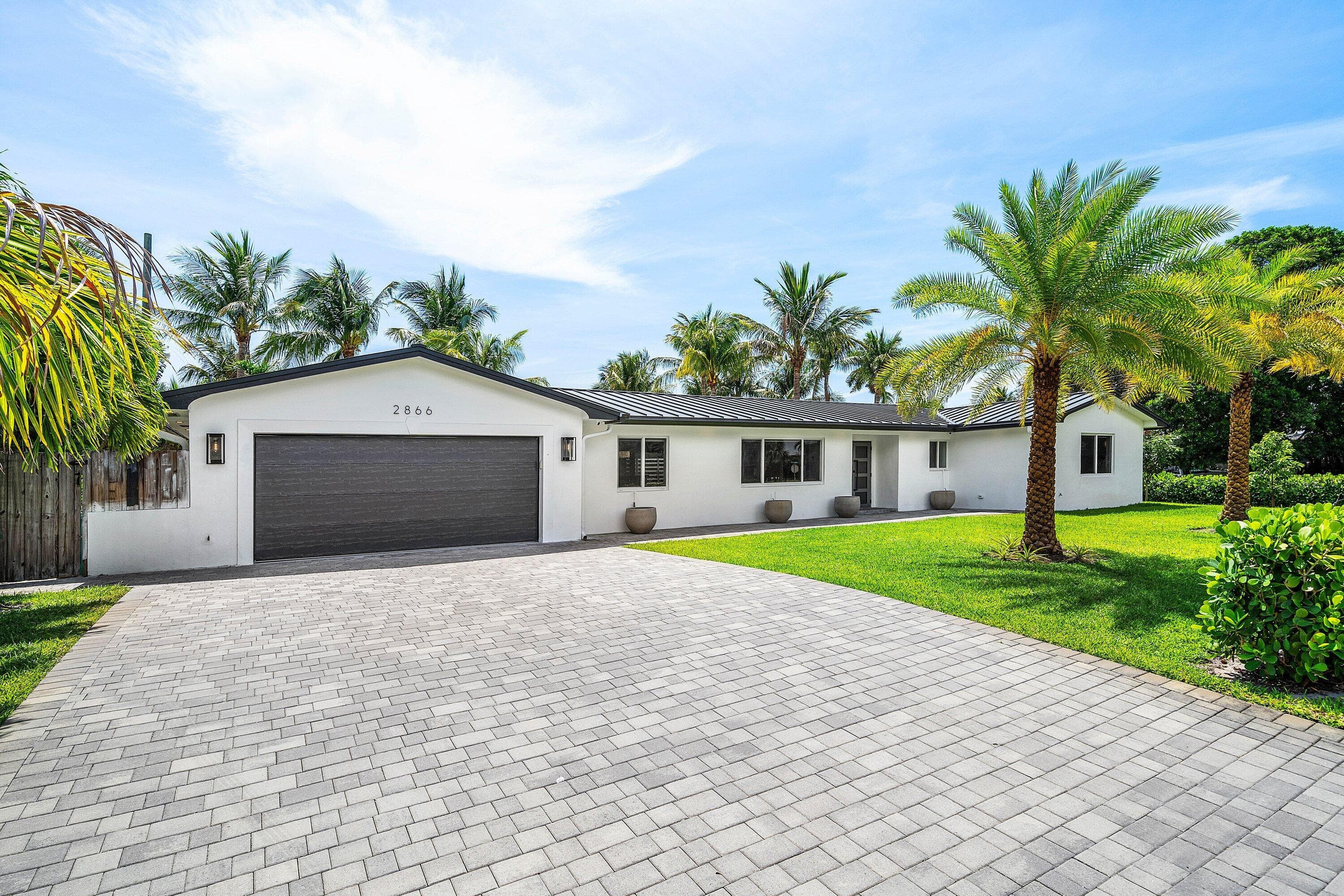 2866 SW 8th Street, Boynton Beach, FL 33435 — photo 2 of 39