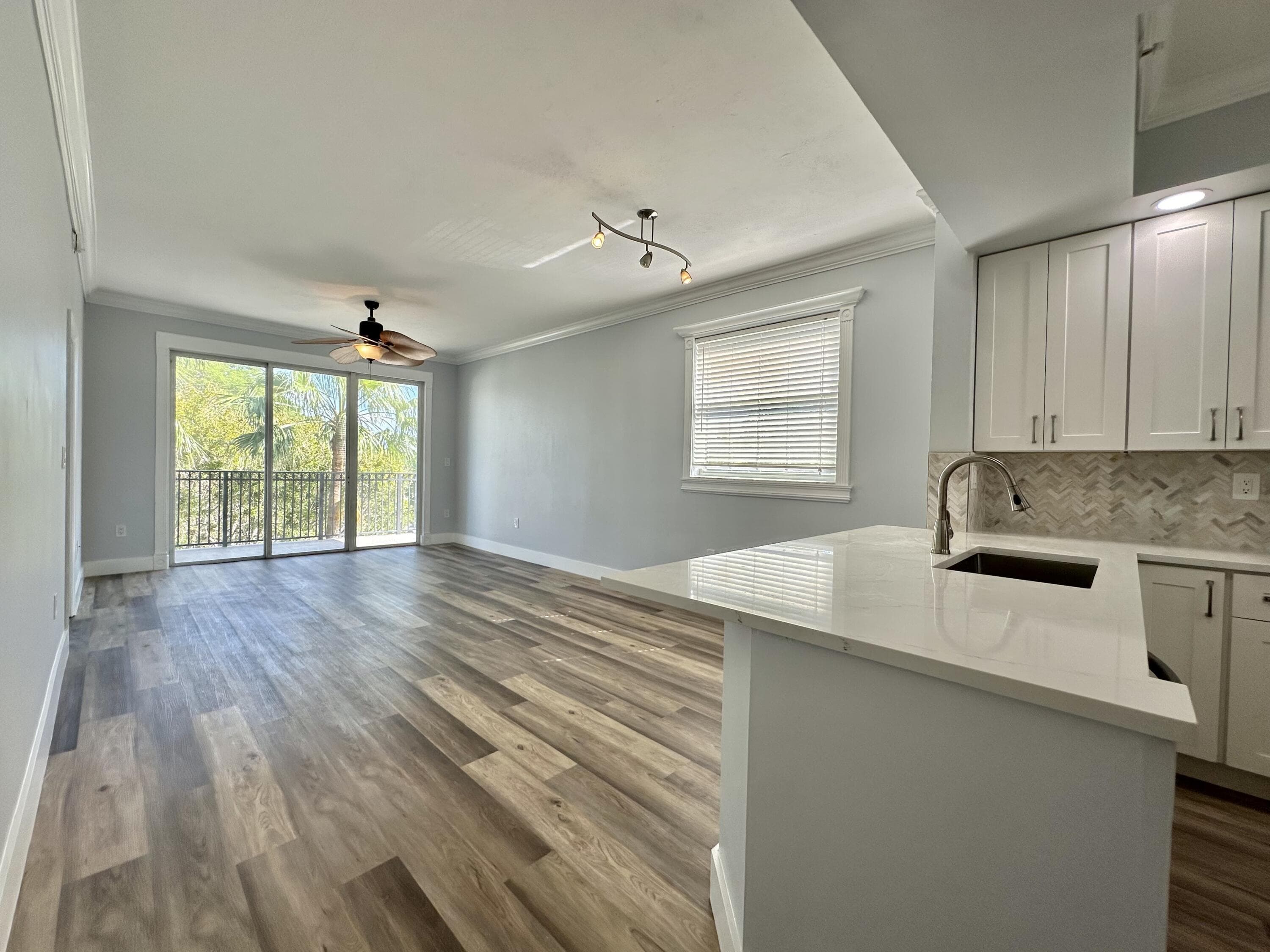 27 Royal Palm Way 406, Boca Raton, FL 33432 — photo 11 of 45