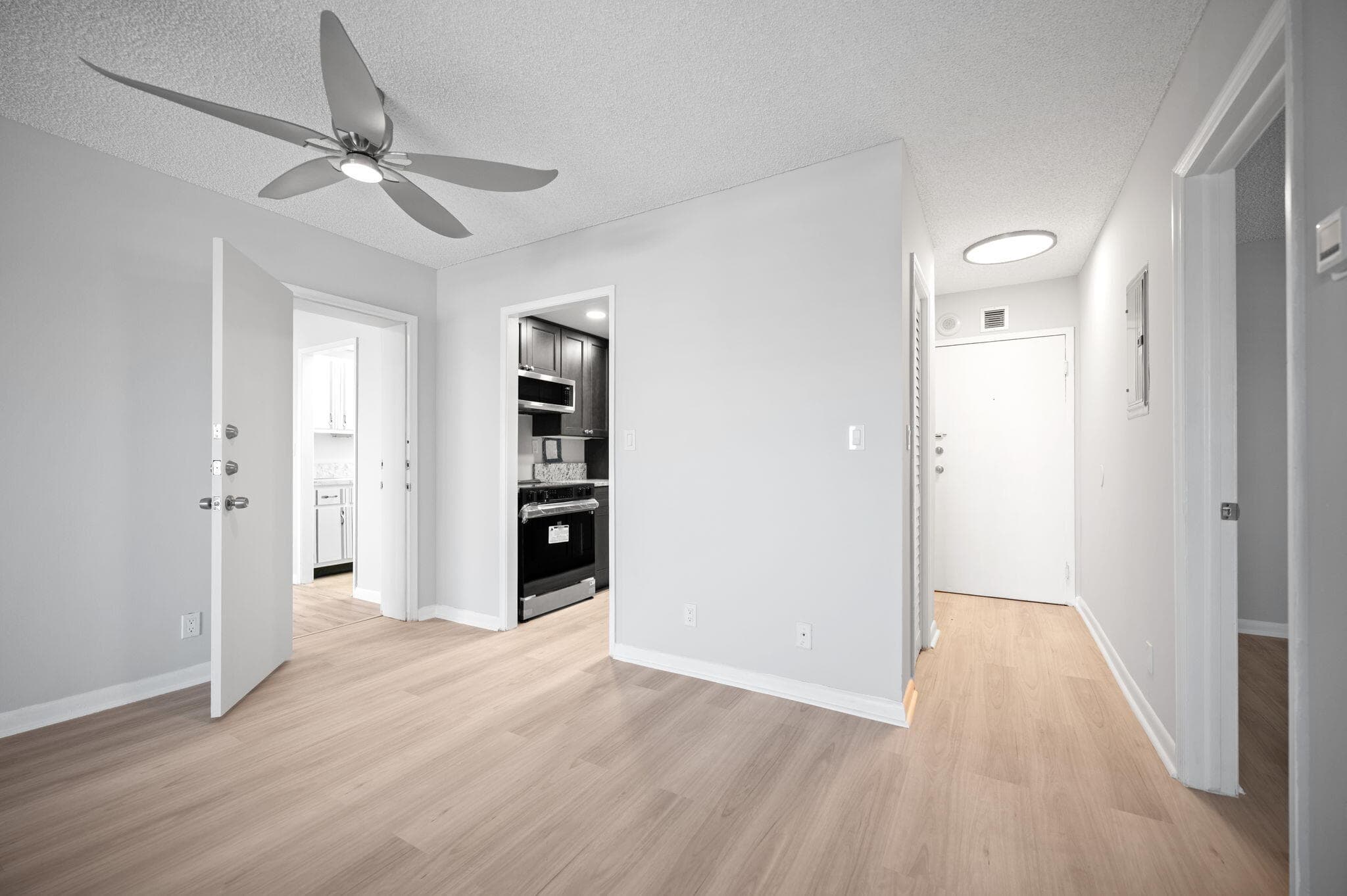 900 NE 18th Avenue 1406, Fort Lauderdale, FL 33304 — photo 32 of 52