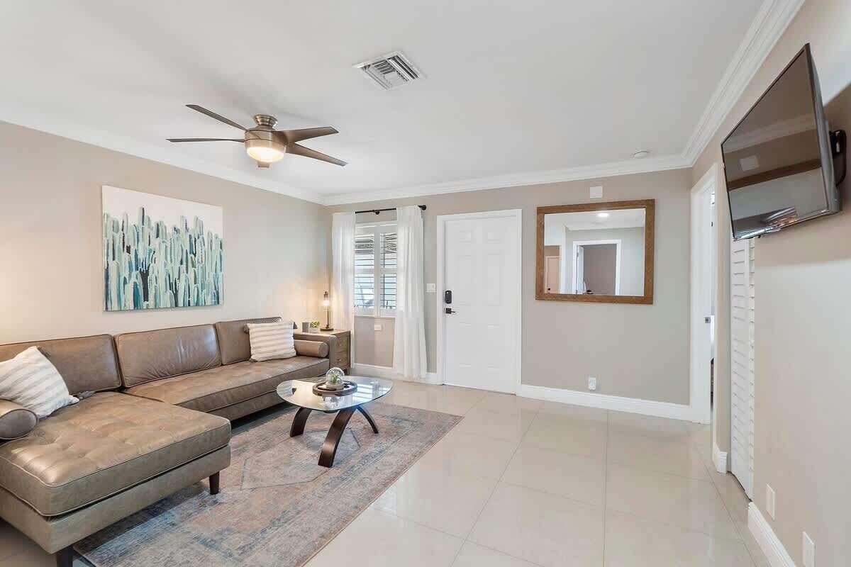1039 N Victoria Park Road 1-3, Fort Lauderdale, FL 33304 — photo 15 of 18