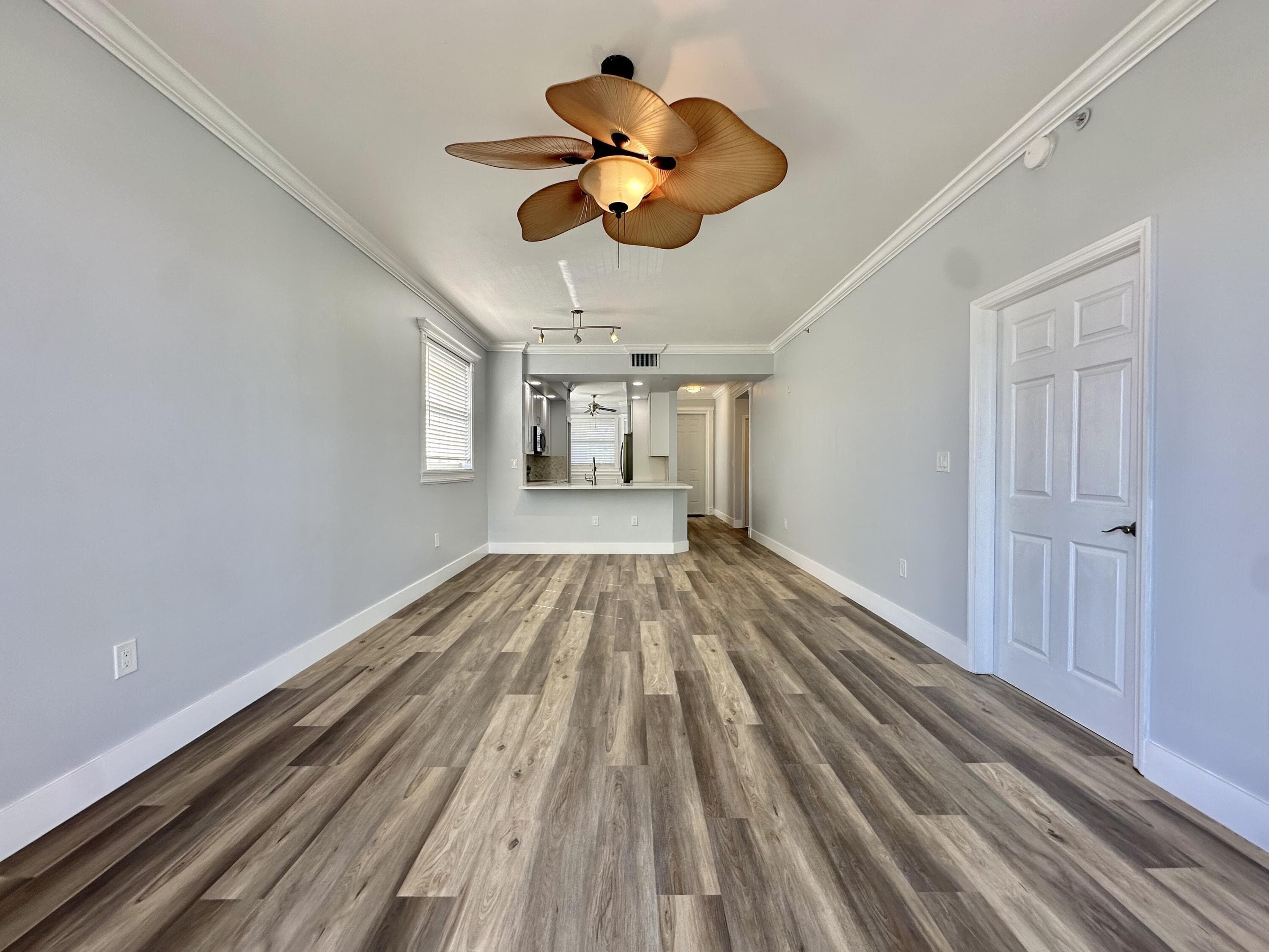 27 Royal Palm Way 406, Boca Raton, FL 33432 — photo 15 of 45