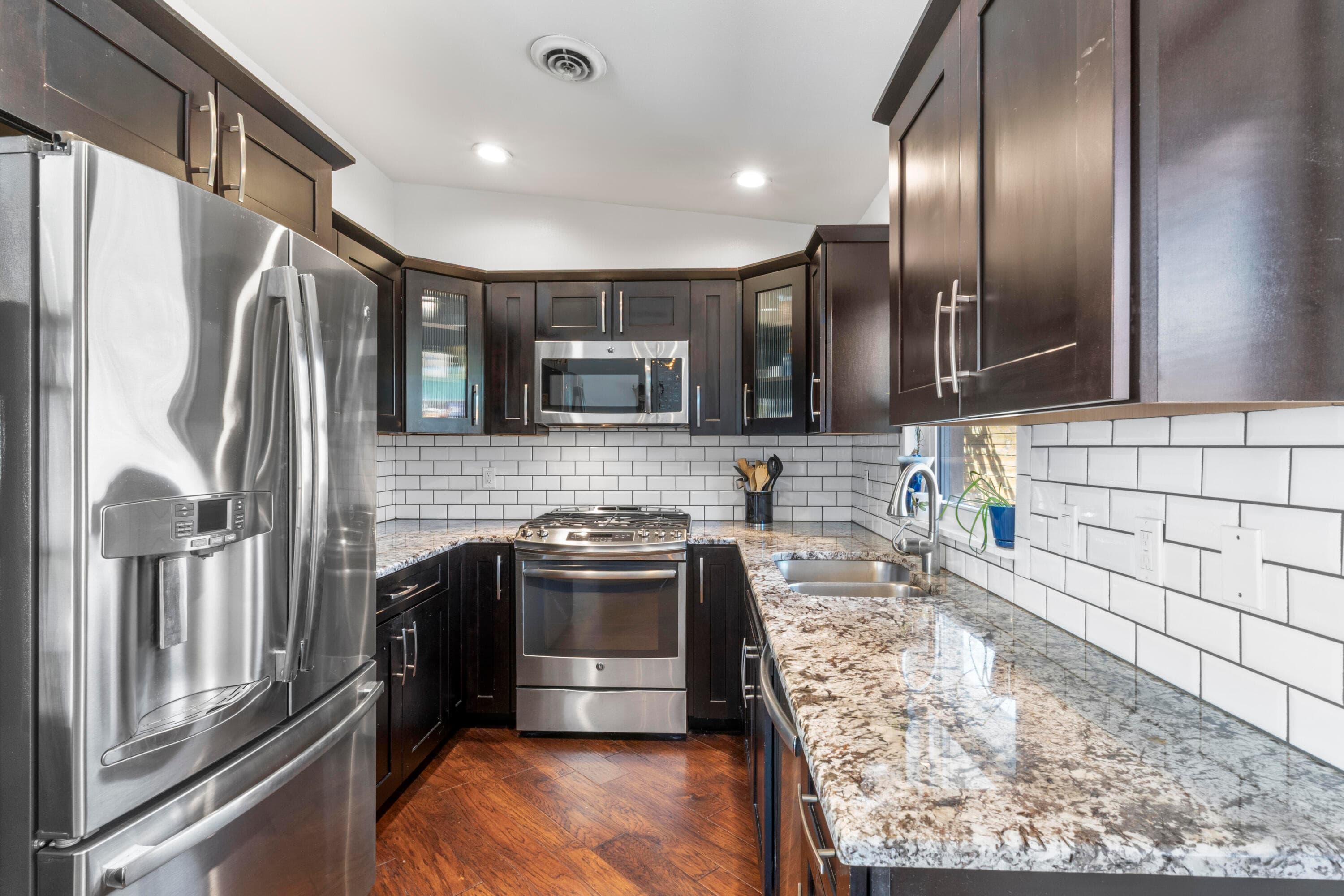 616 Dahlia Lane, Vero Beach, FL 32963 — photo 8 of 36