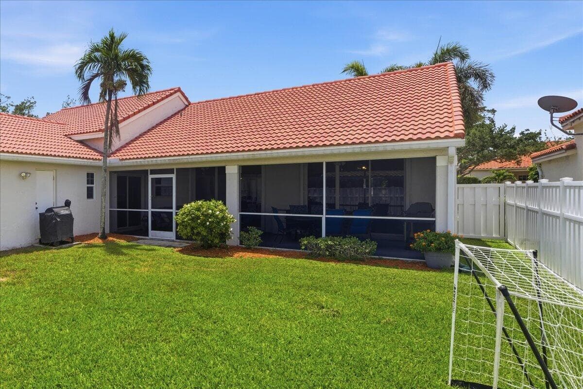 830 Heritage Drive, Weston, FL 33326 — photo 5 of 49