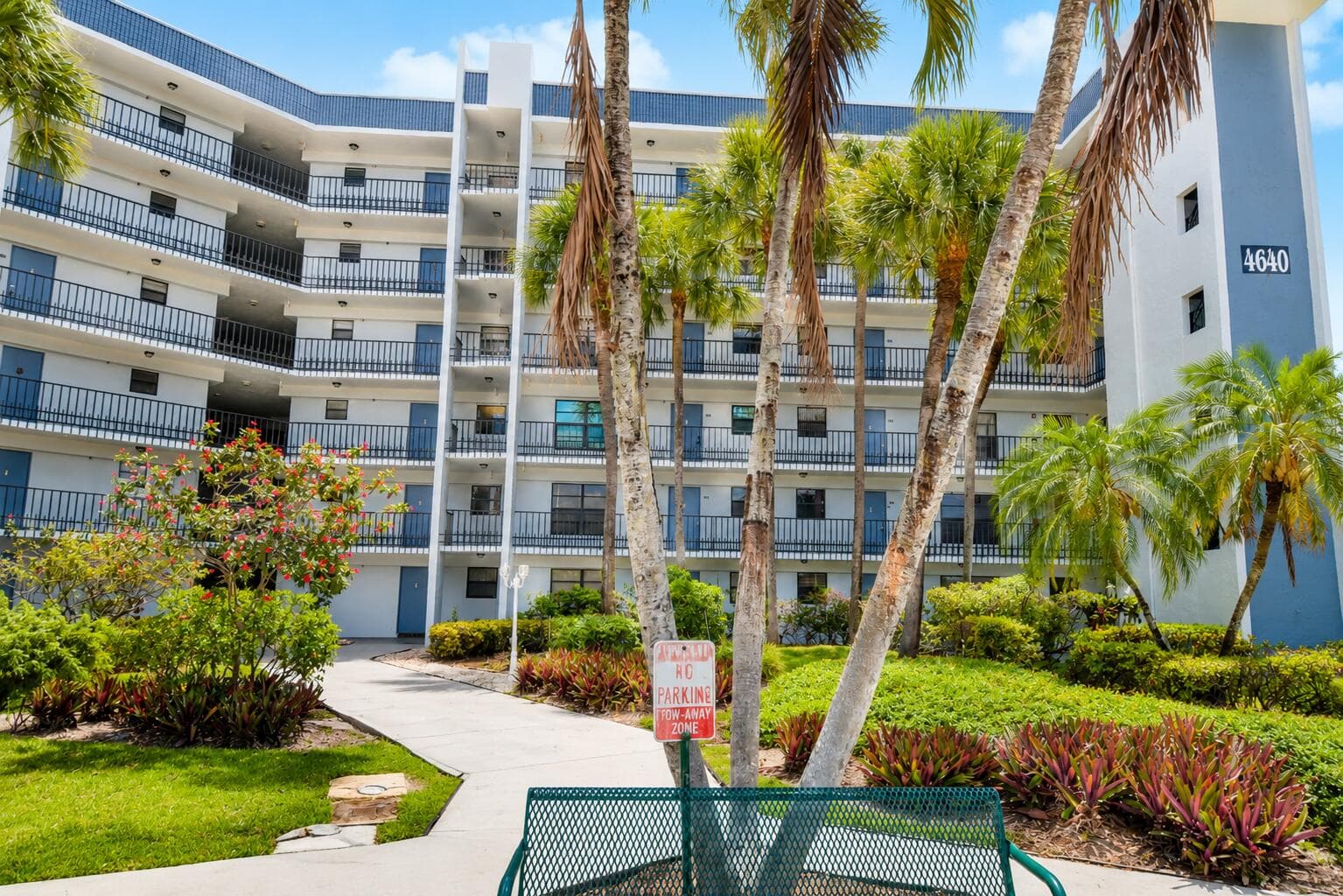 4640 W Lucerne Lakes Blvd W W 205, Lake Worth, FL 33467 — photo 14 of 16