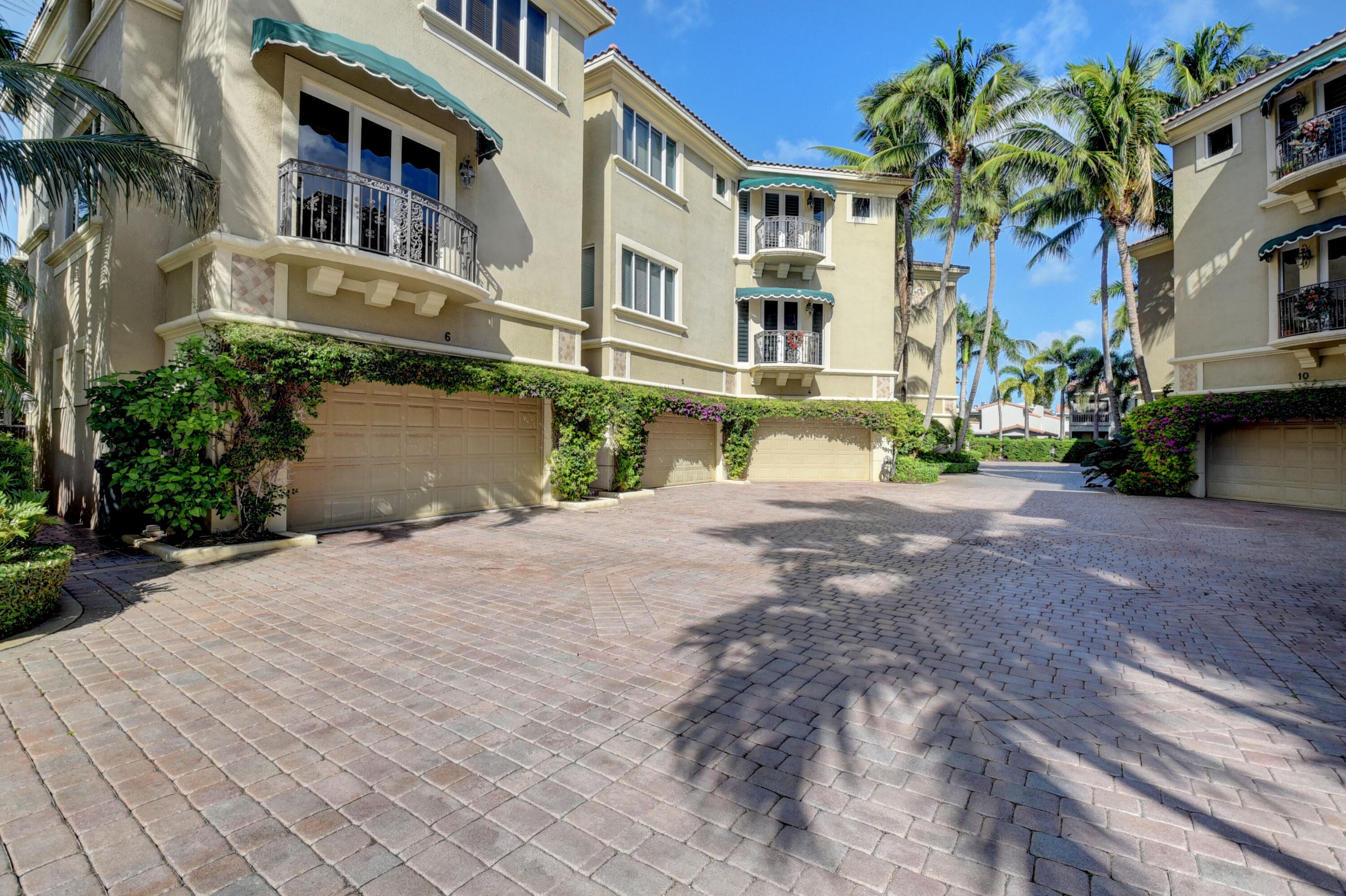 921 Osceola Drive Unit 4, Boca Raton, FL 33432 — photo 1 of 47