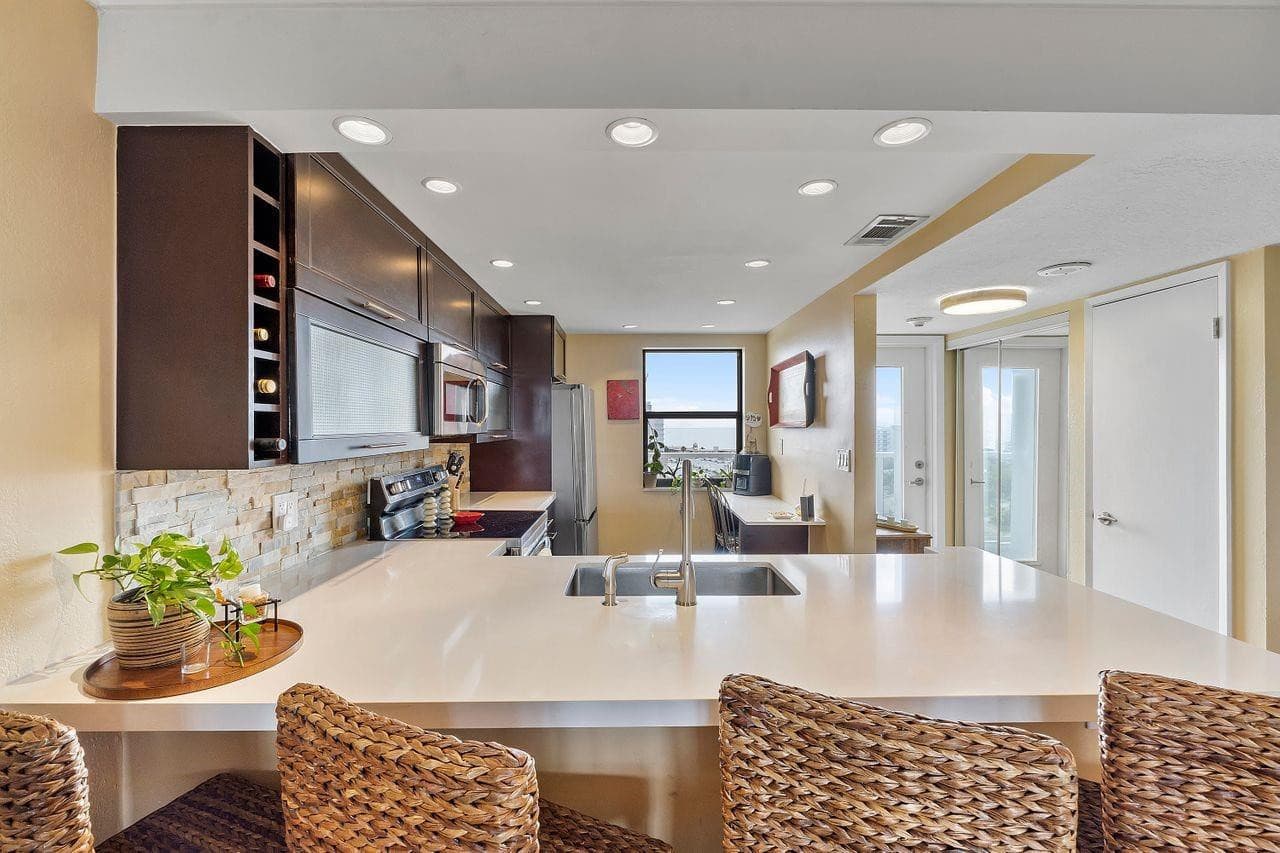 1401 N Riverside Drive 1102, Pompano Beach, FL 33062 — photo 1 of 28