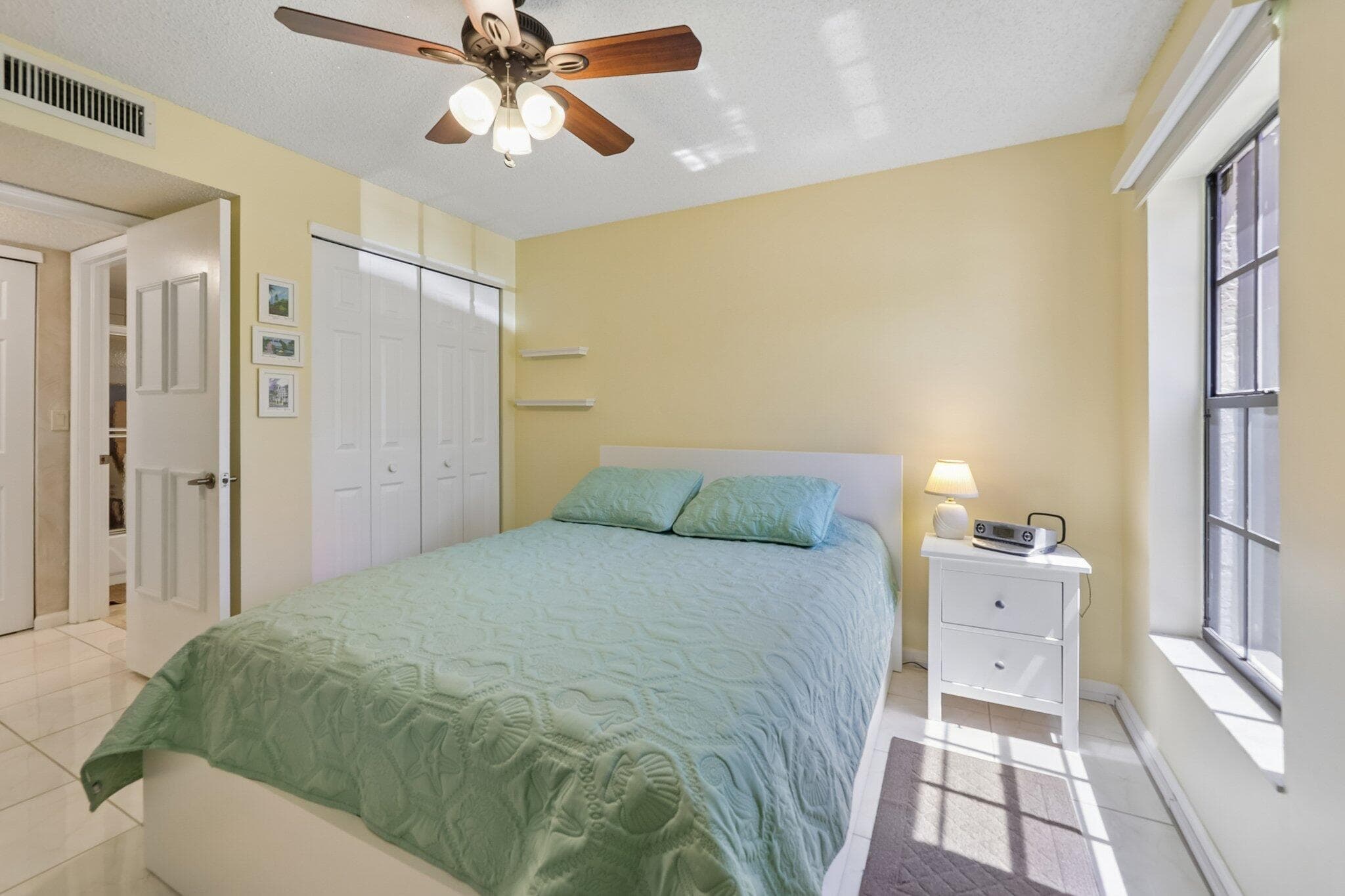 9681 E Sills Dr E 102, Boynton Beach, FL 33437 — photo 7 of 20
