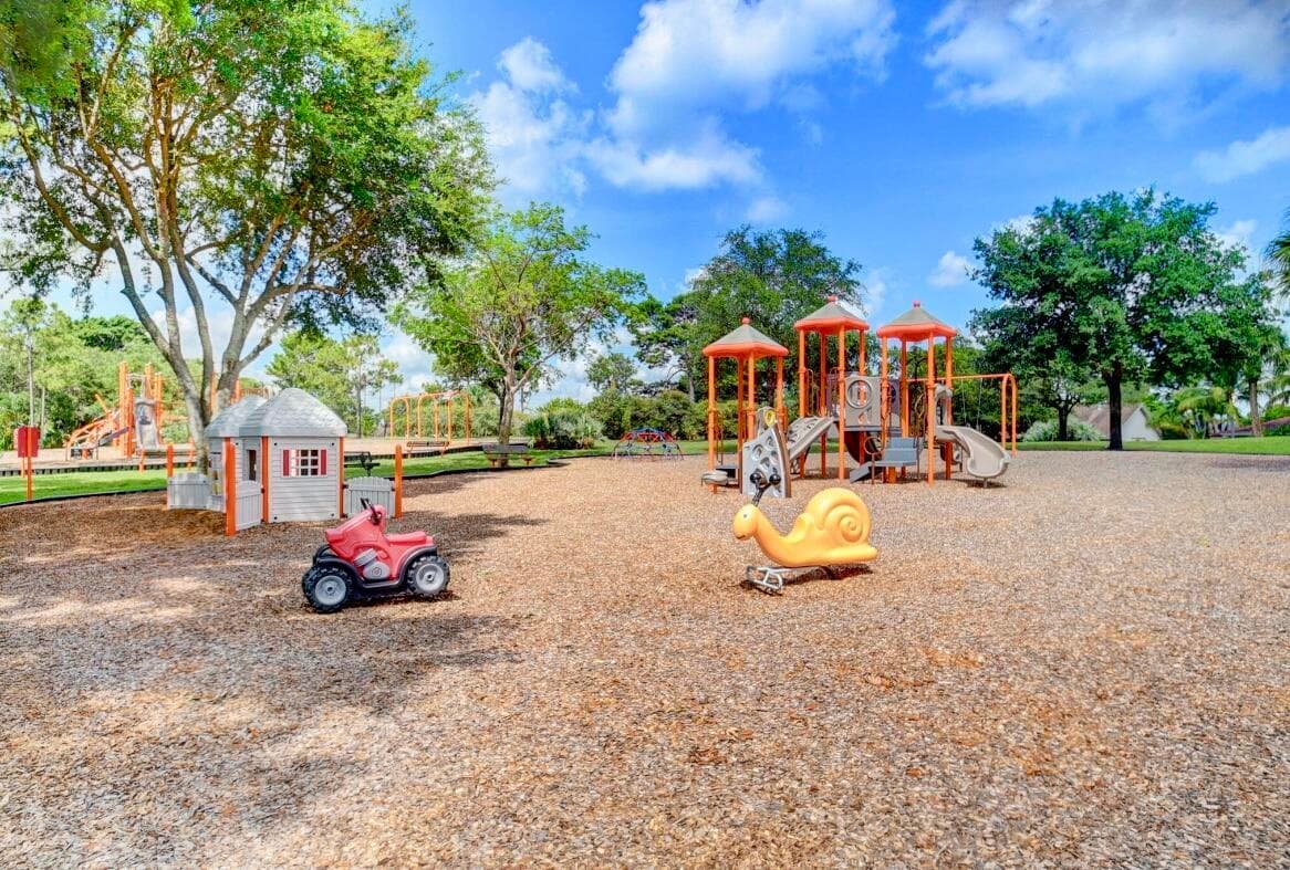 17768 Maplewood Drive, Boca Raton, FL 33487 — photo 43 of 50
