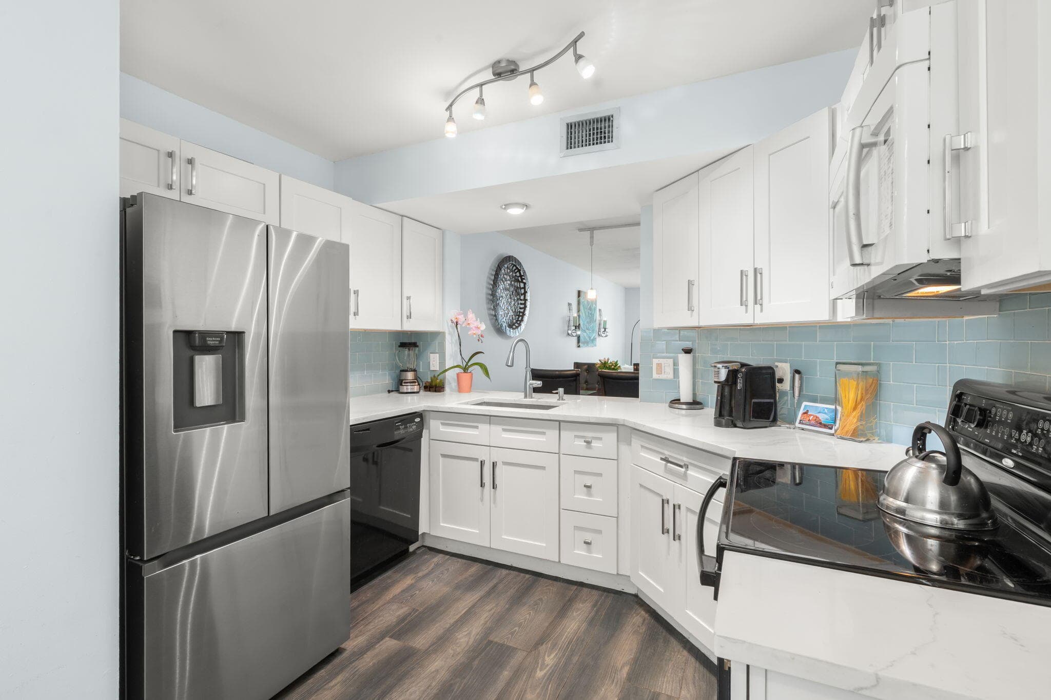 116 Lake Emerald Drive 101, Oakland Park, FL 33309 — photo 13 of 64