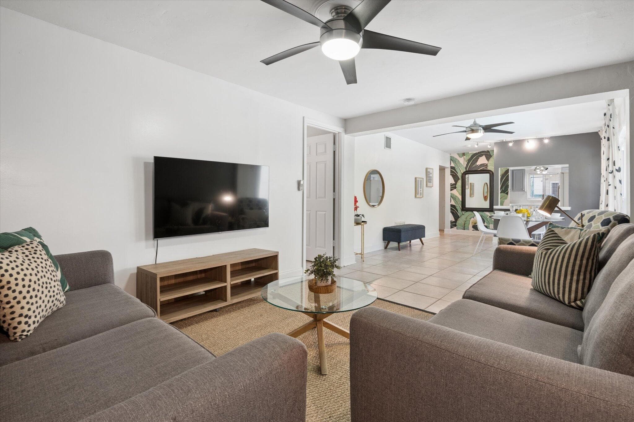 1123 NE 14th Avenue 3, Fort Lauderdale, FL 33304 — photo 9 of 17