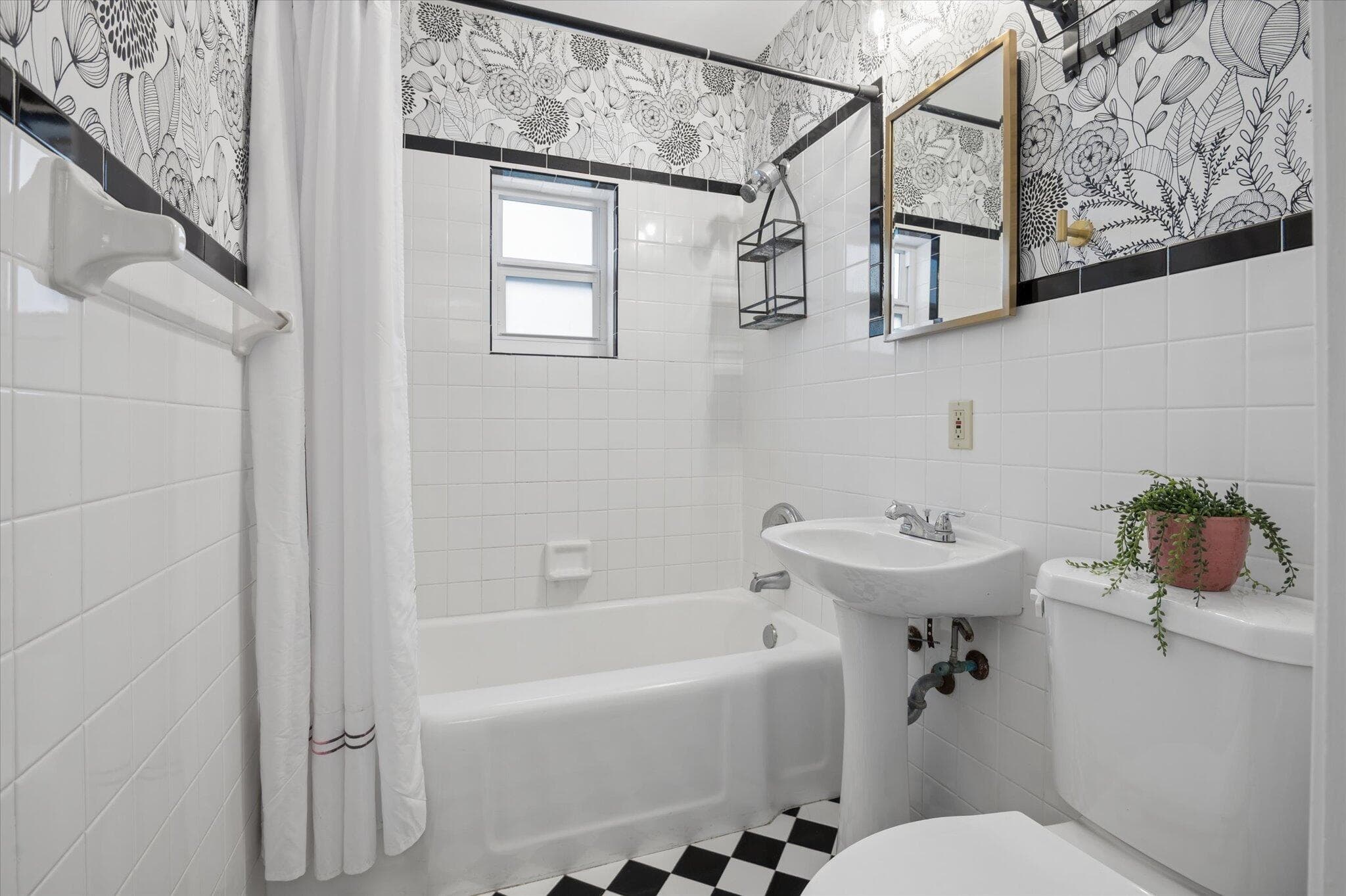 1123 NE 14th Avenue 3, Fort Lauderdale, FL 33304 — photo 17 of 17