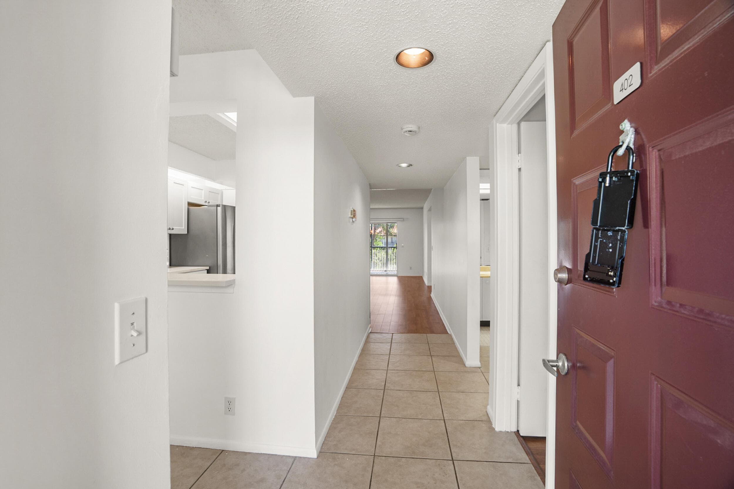 1200 SW 130th Avenue 402g, Pembroke Pines, FL 33027 — photo 4 of 53