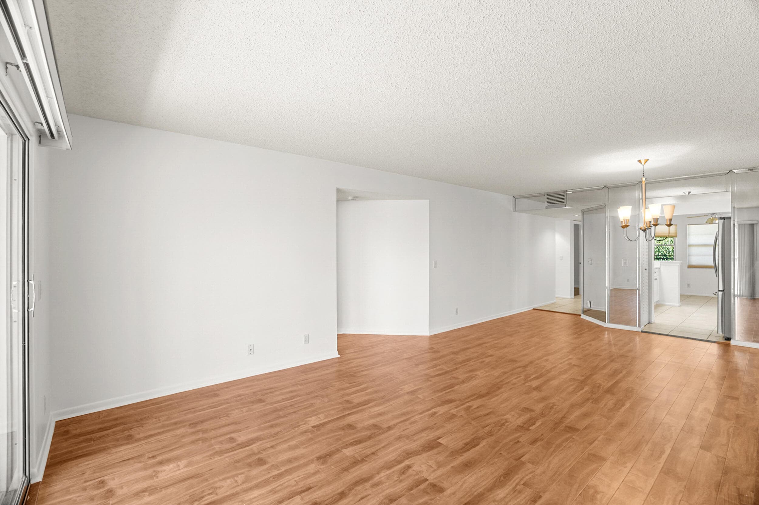 1200 SW 130th Avenue 402g, Pembroke Pines, FL 33027 — photo 18 of 53