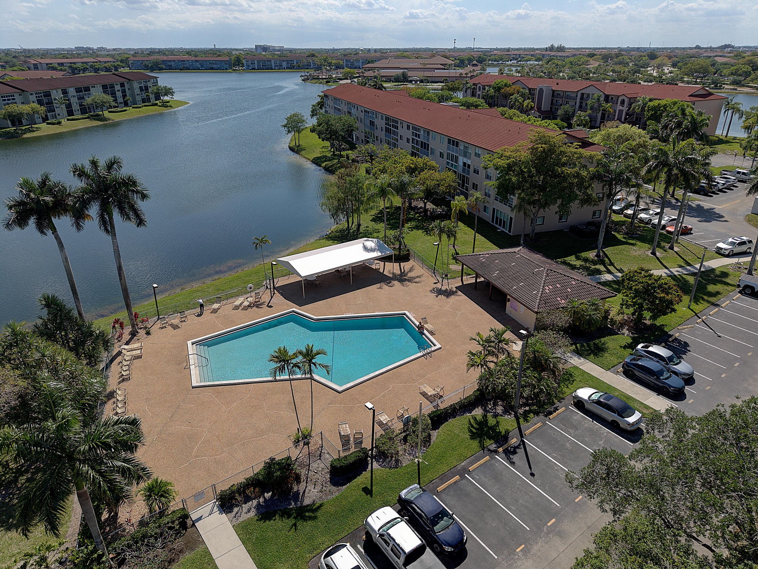 1200 SW 130th Avenue 402g, Pembroke Pines, FL 33027 — photo 39 of 53