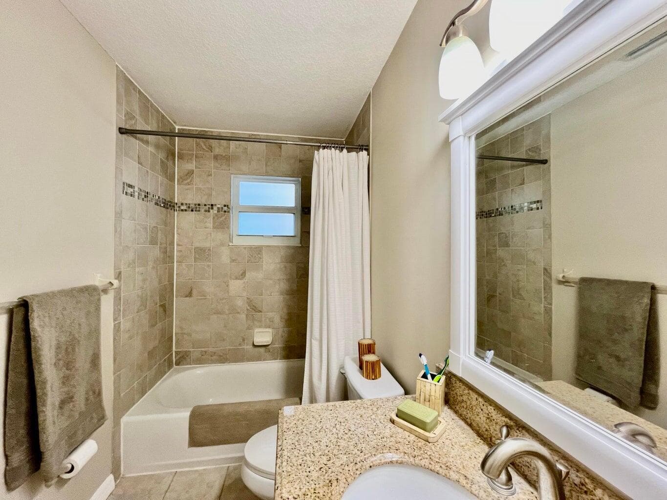 8014 SE Carlton Street, Hobe Sound, FL 33455 — photo 18 of 23