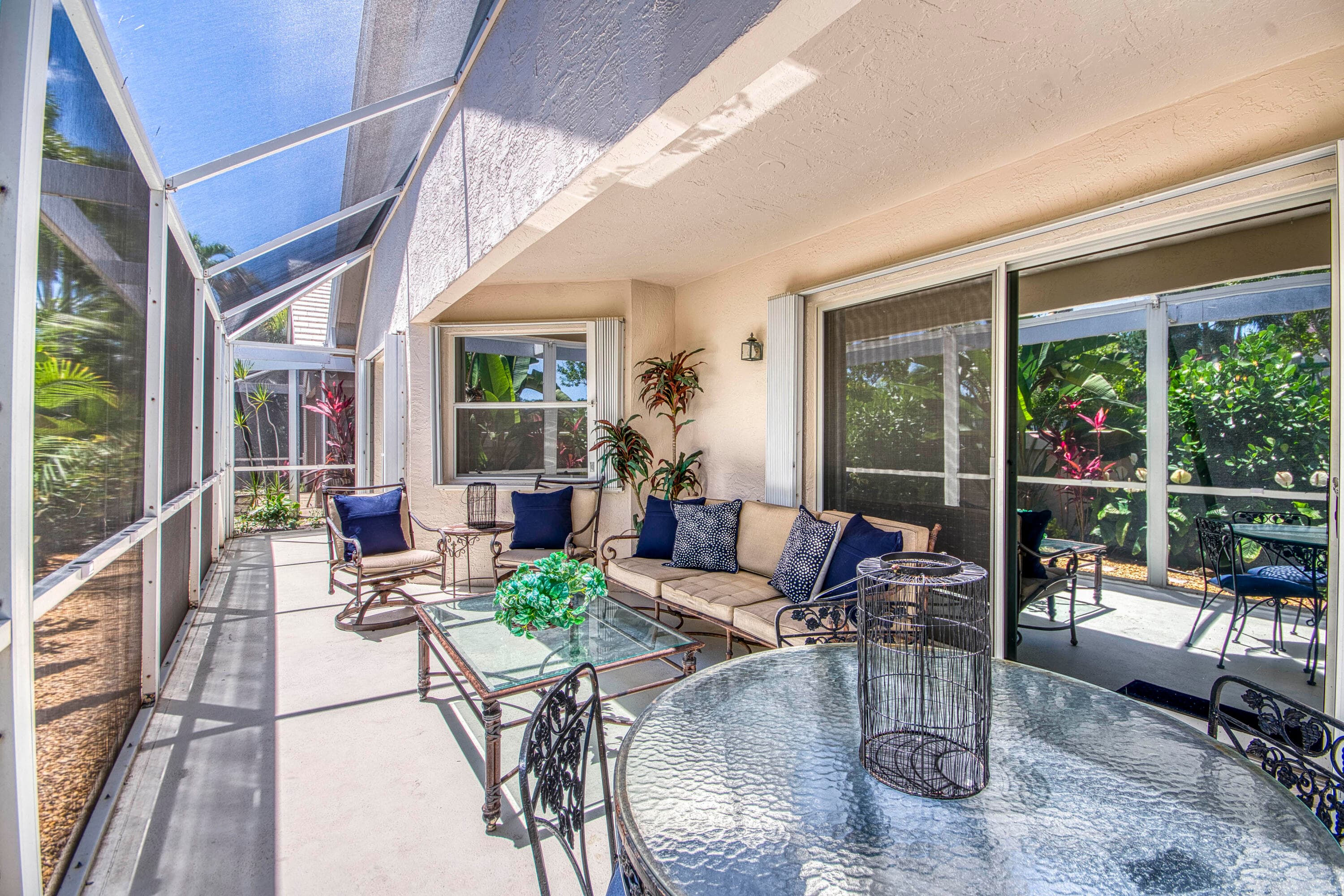 206 Canterbury Drive W, Palm Beach Gardens, FL 33418 — photo 28 of 36