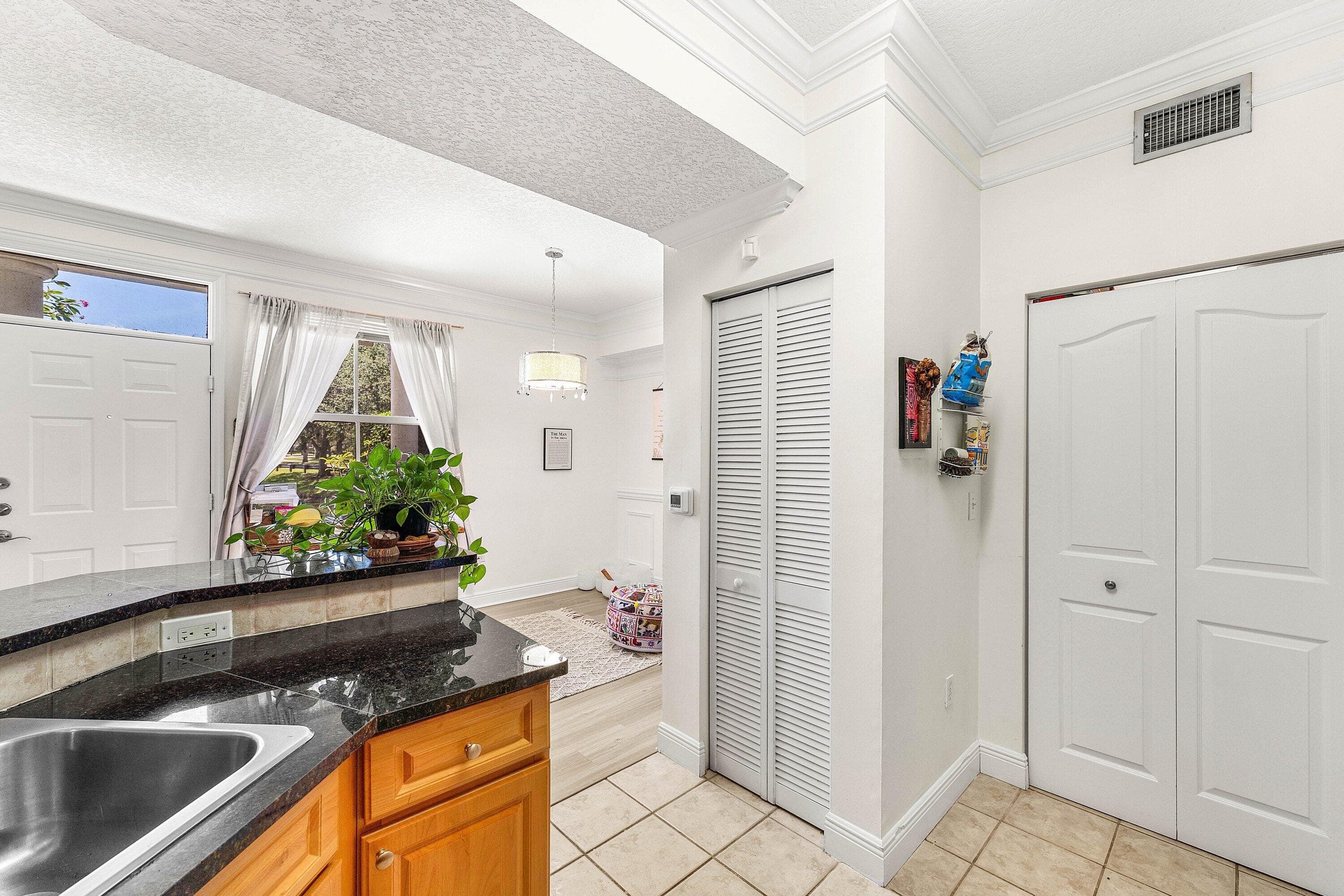 2012 Alta Meadows Lane 111, Delray Beach, FL 33444 — photo 12 of 43