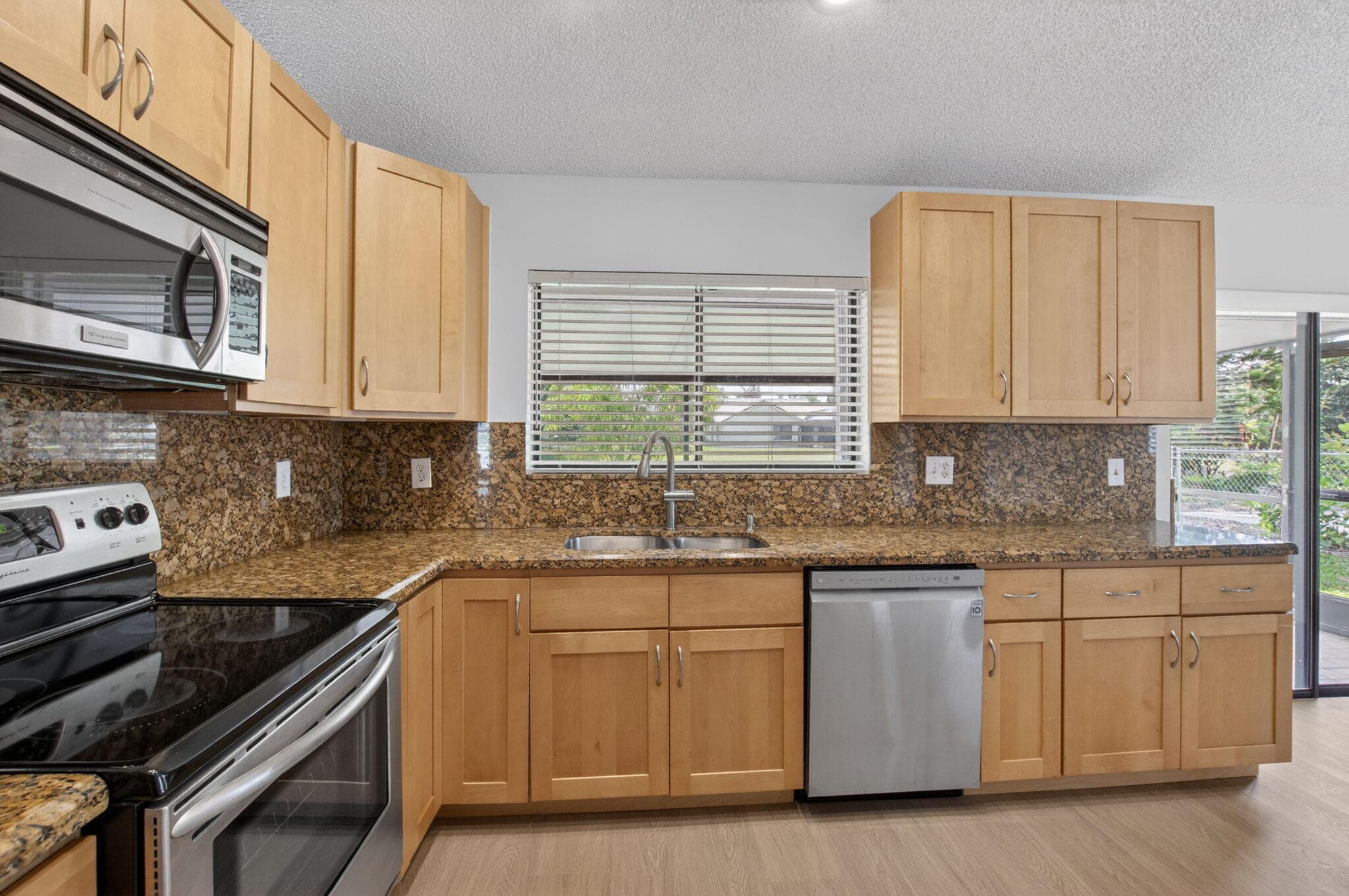 9720 Majestic Way, Boynton Beach, FL 33437 — photo 26 of 77