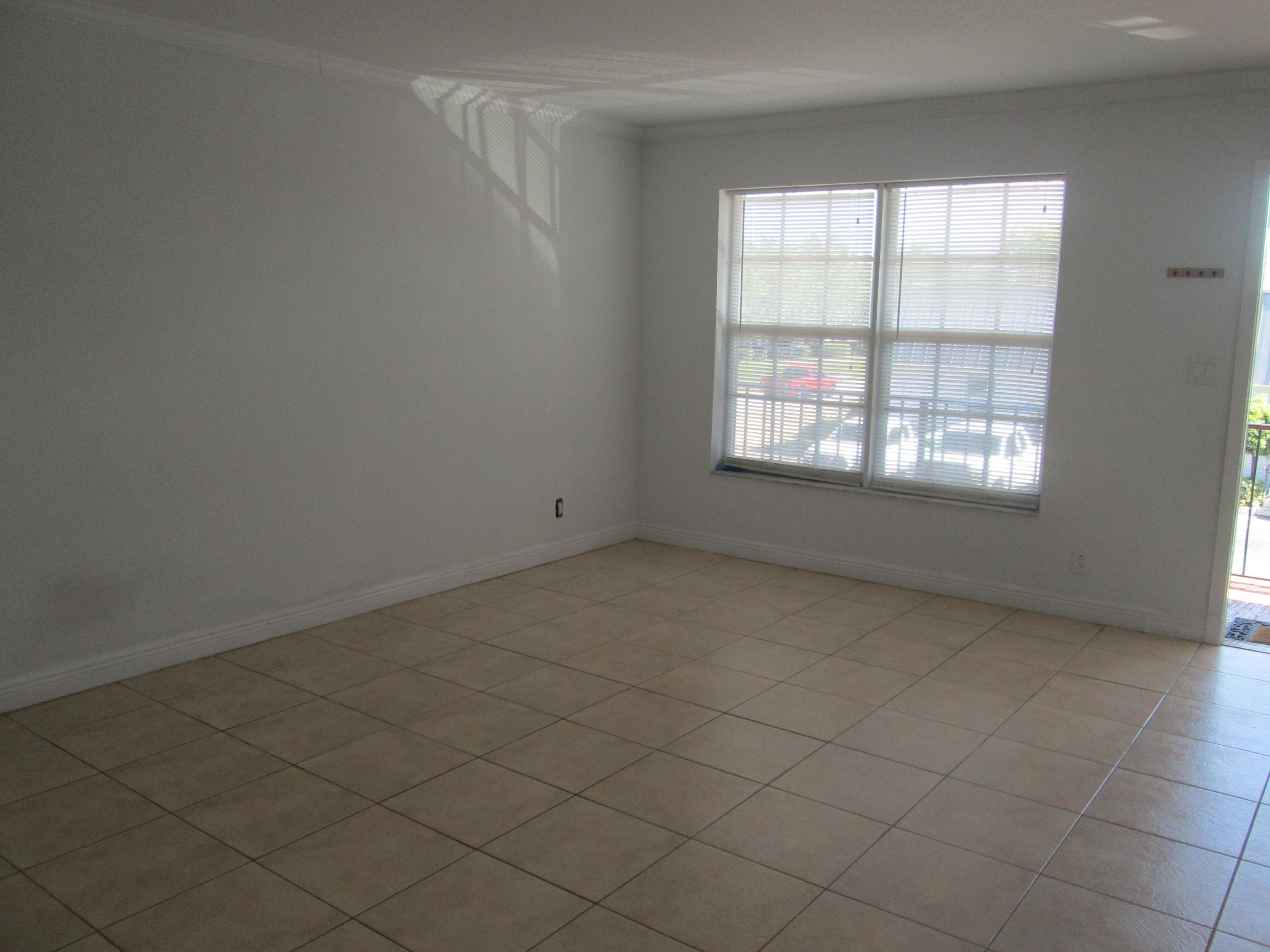 405 N Cypress Drive 8, Jupiter, FL 33469 — photo 9 of 14